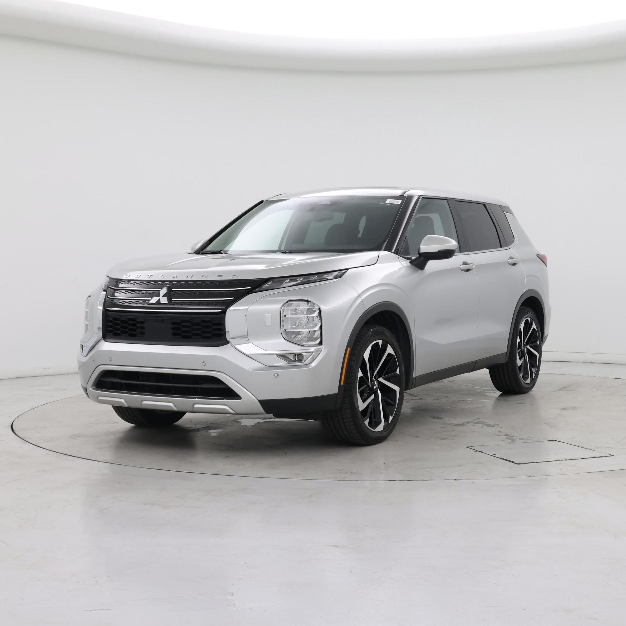 Thumbnail: 2022 Mitsubishi Outlander - 4
