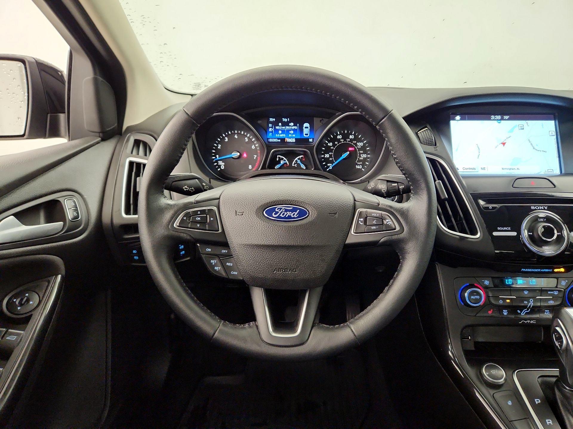 Thumbnail: 2016 Ford Focus - 10