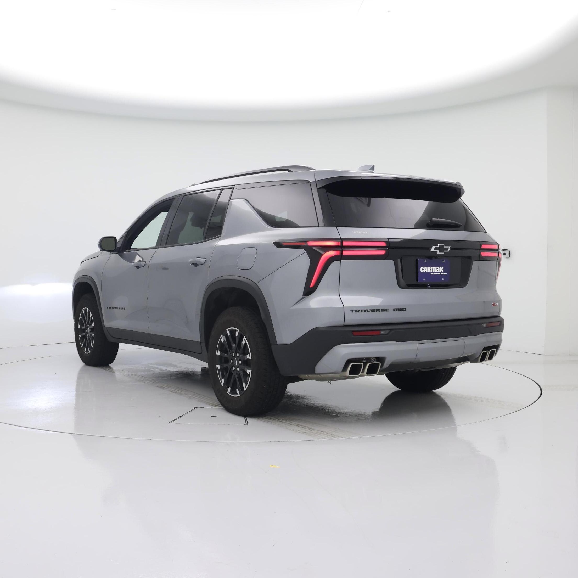 Thumbnail: 2025 Chevrolet Traverse - 2