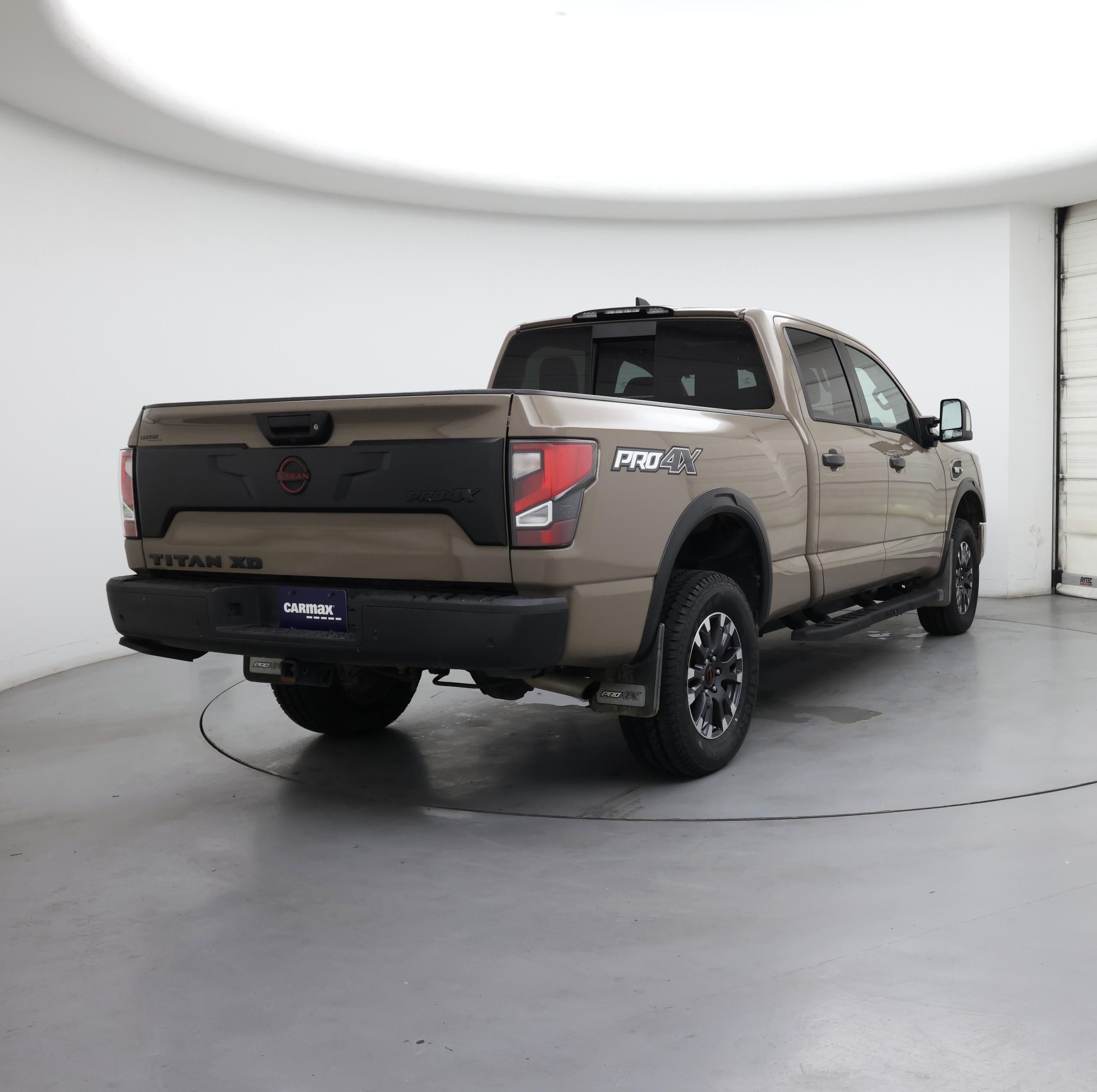 Thumbnail: 2023 Nissan Titan - 8