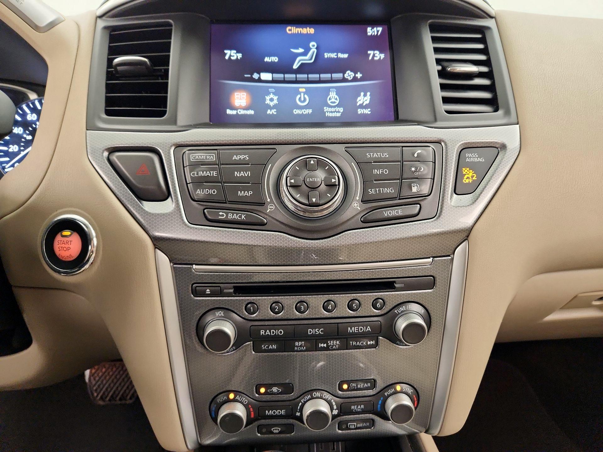 Thumbnail: 2020 Nissan Pathfinder - 17