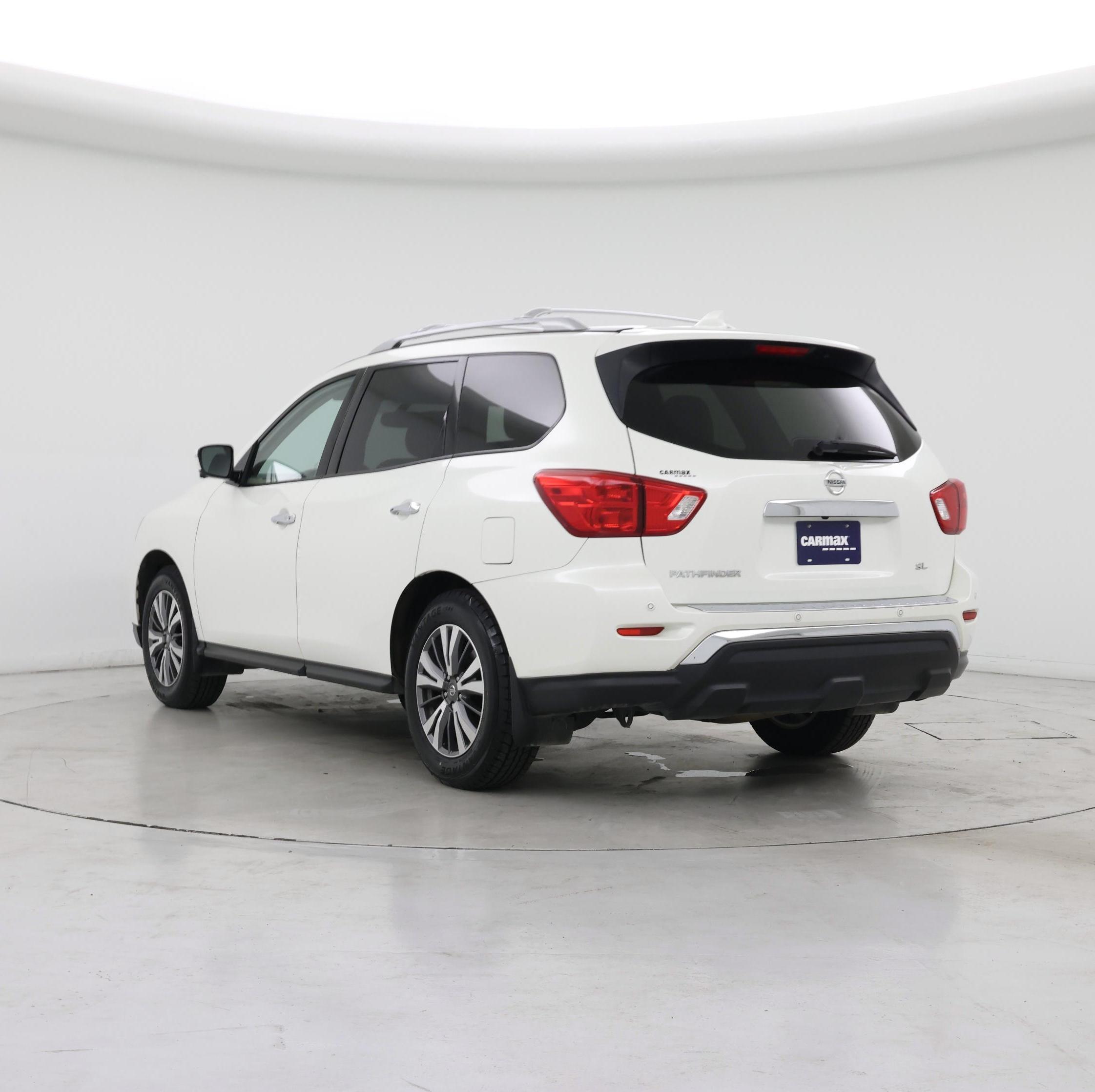 Thumbnail: 2020 Nissan Pathfinder - 2