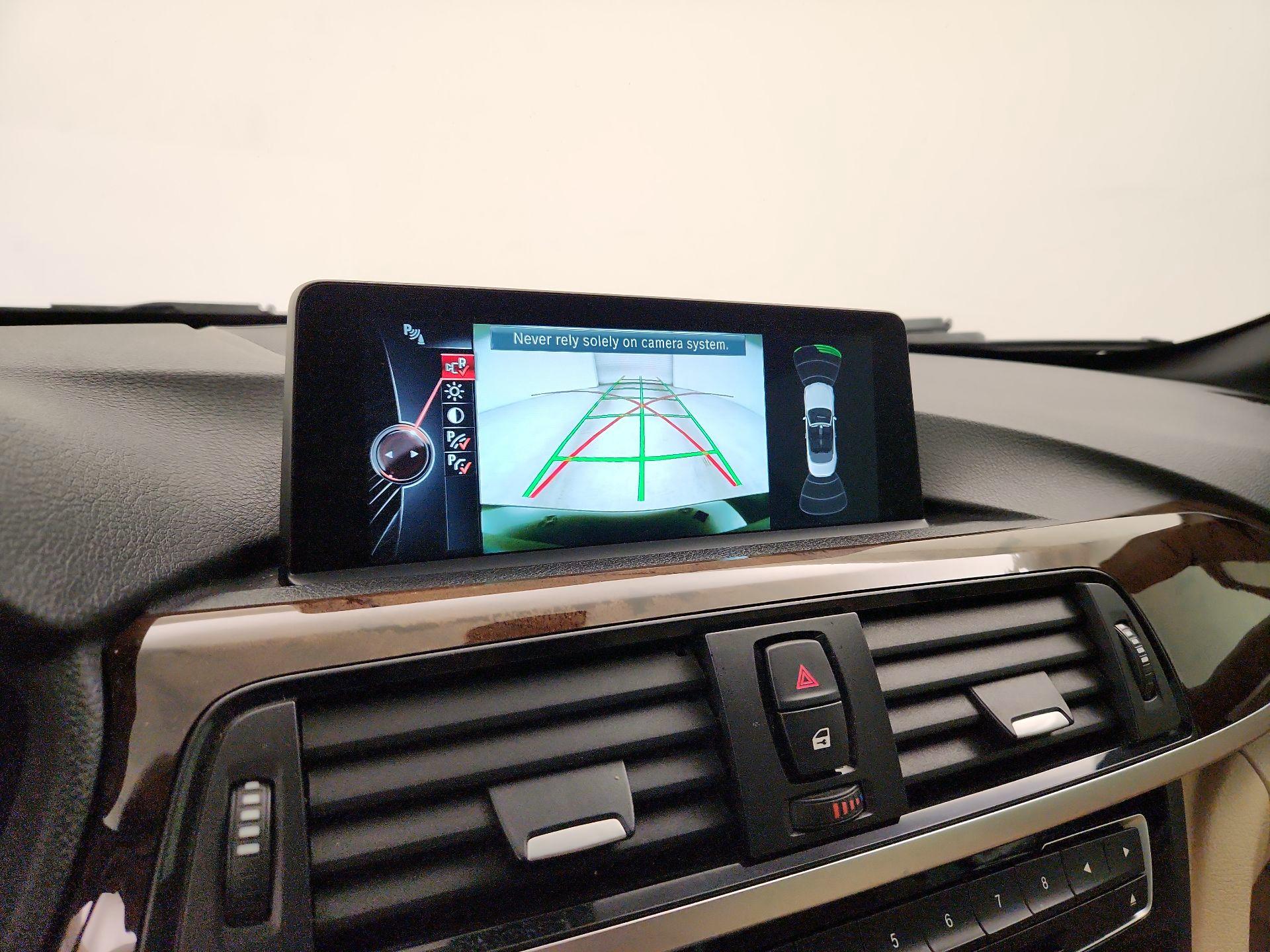 Thumbnail: 2016 BMW 4 Series - 15