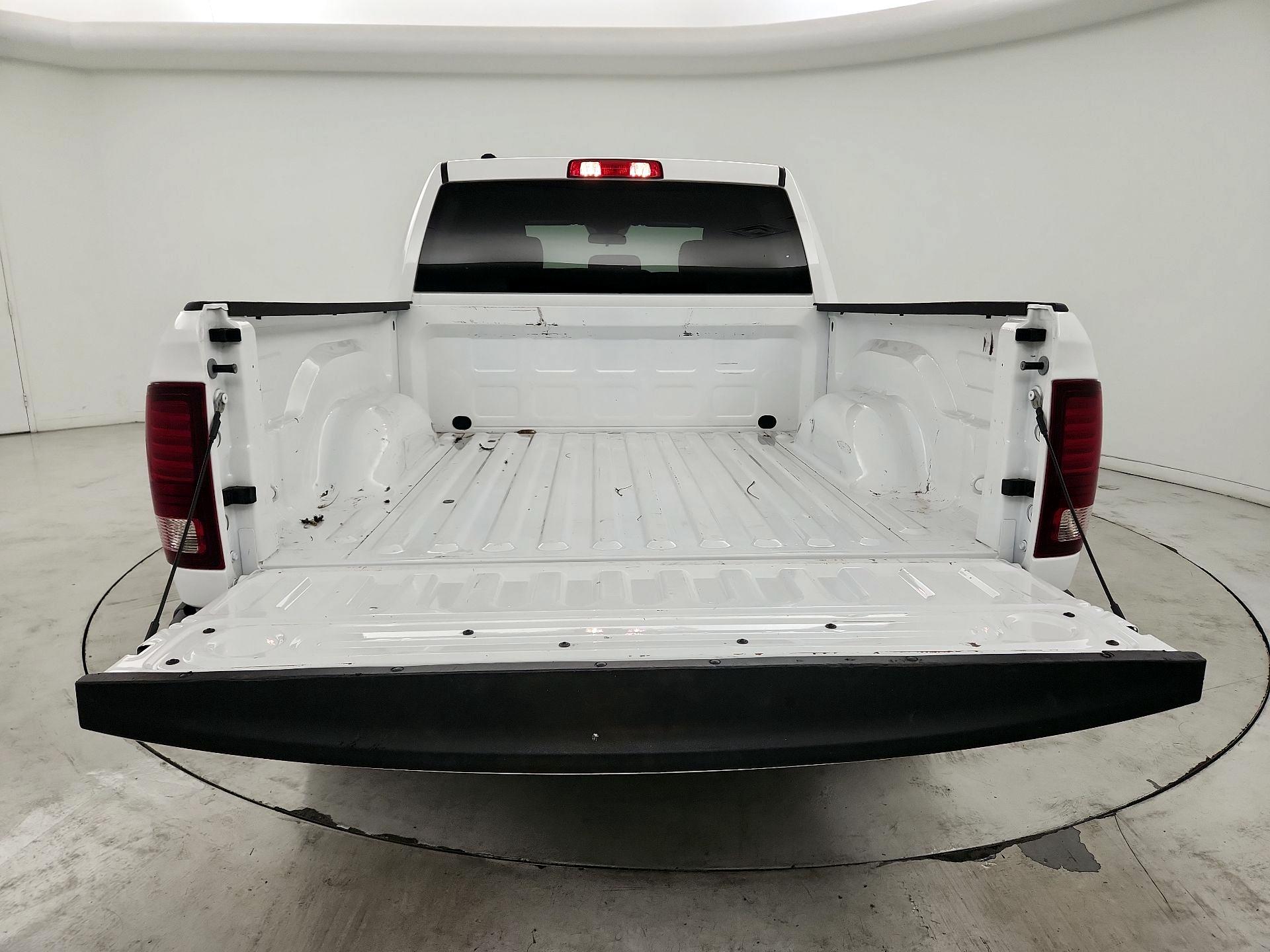 Thumbnail: 2024 RAM 1500 Classic - 20