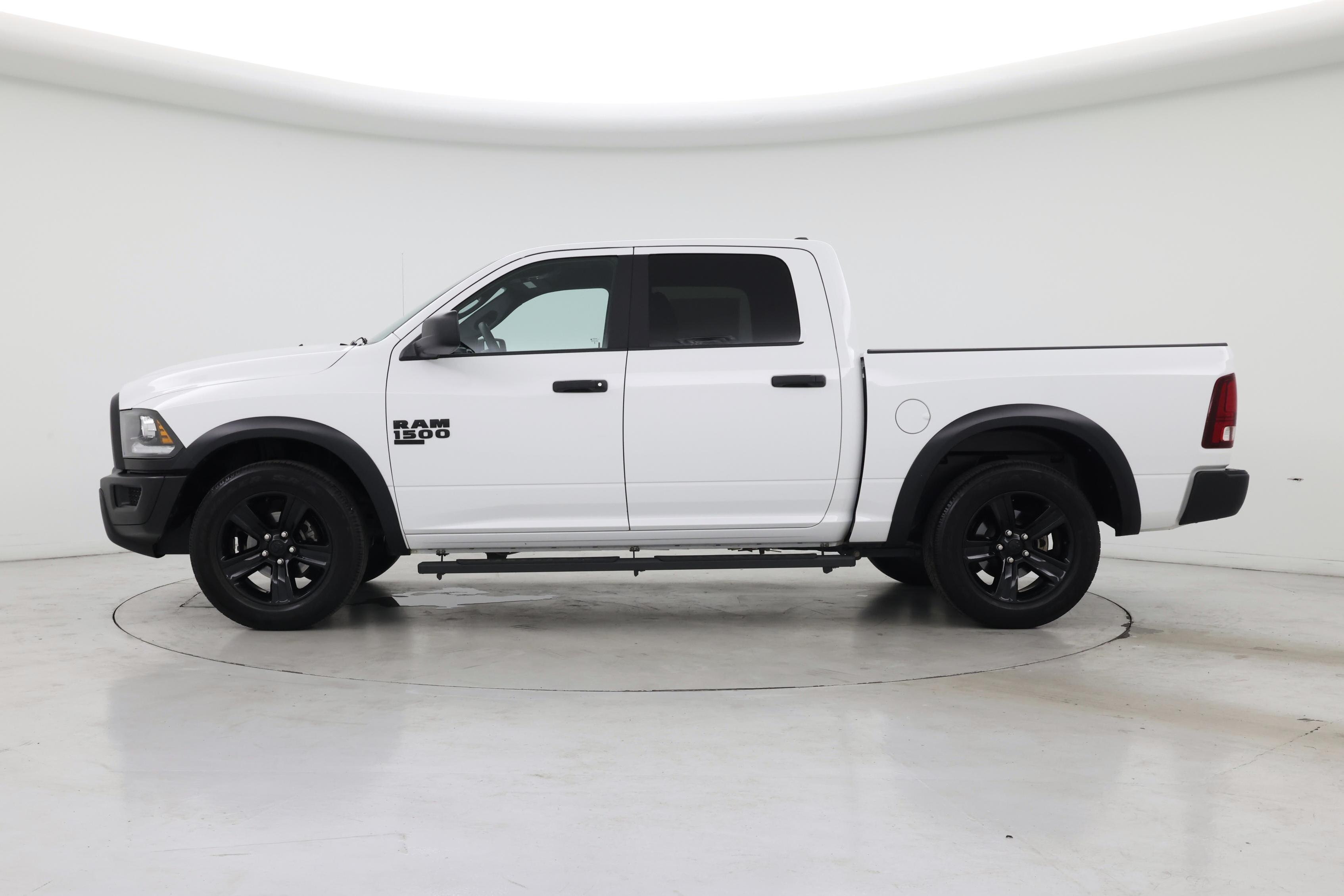 Thumbnail: 2024 RAM 1500 Classic - 3