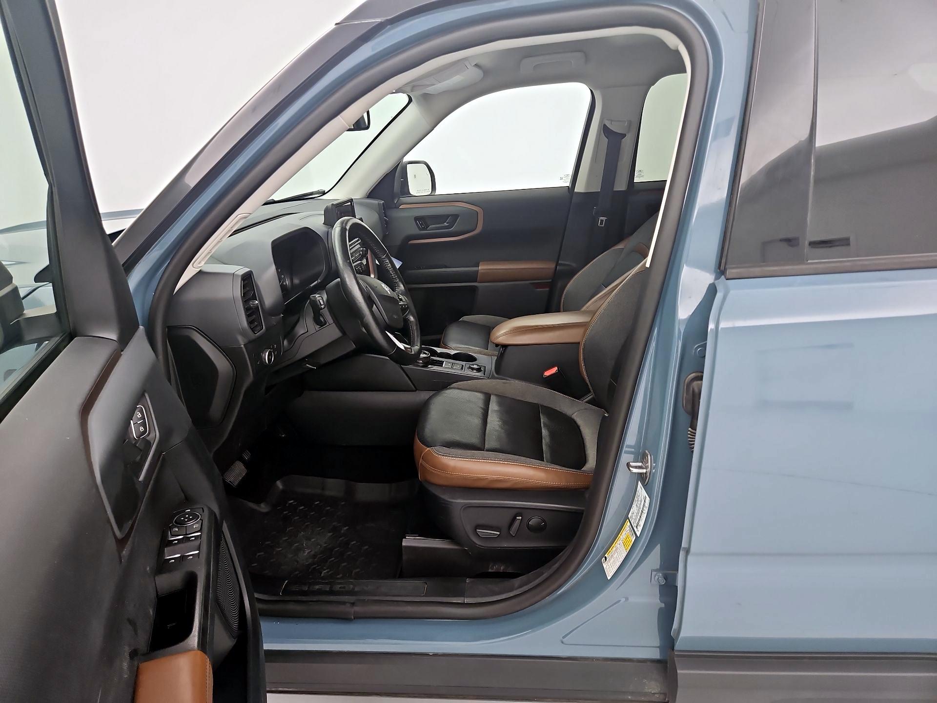 Thumbnail: 2021 Ford Bronco Sport - 11