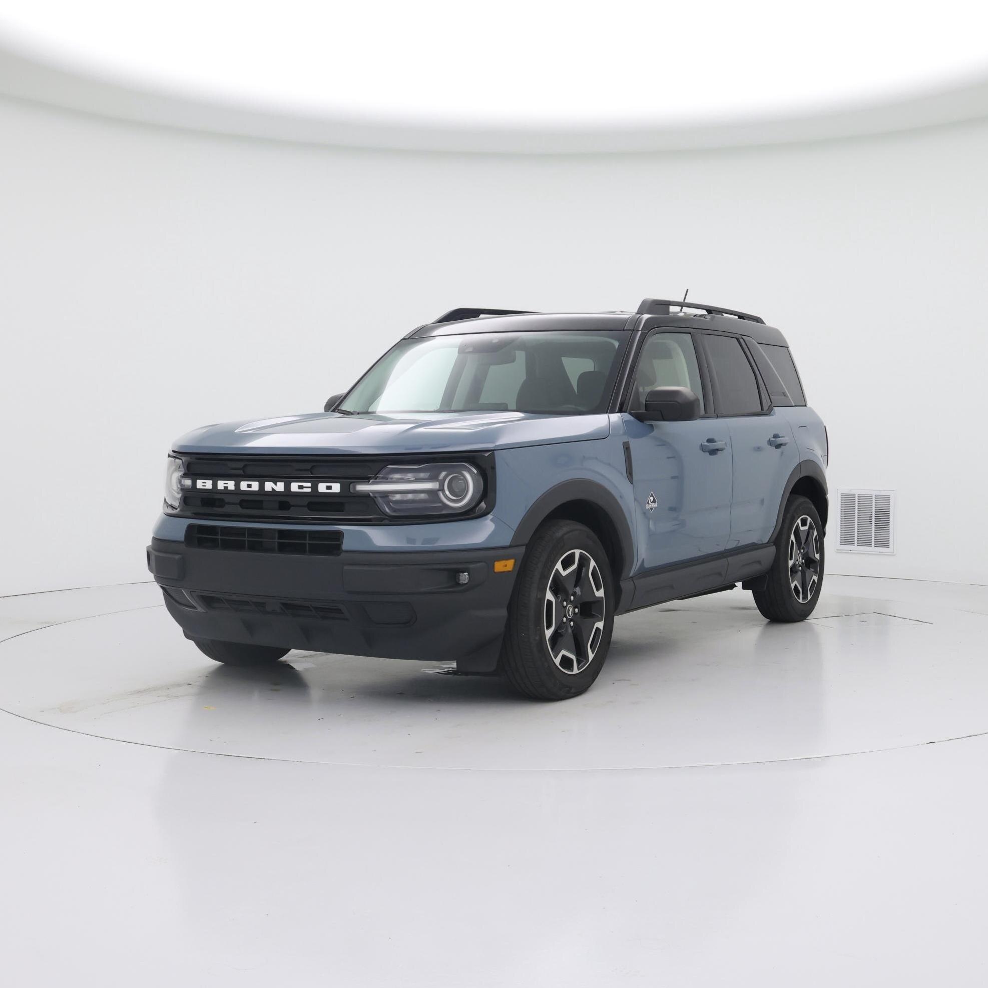 Thumbnail: 2021 Ford Bronco Sport - 4