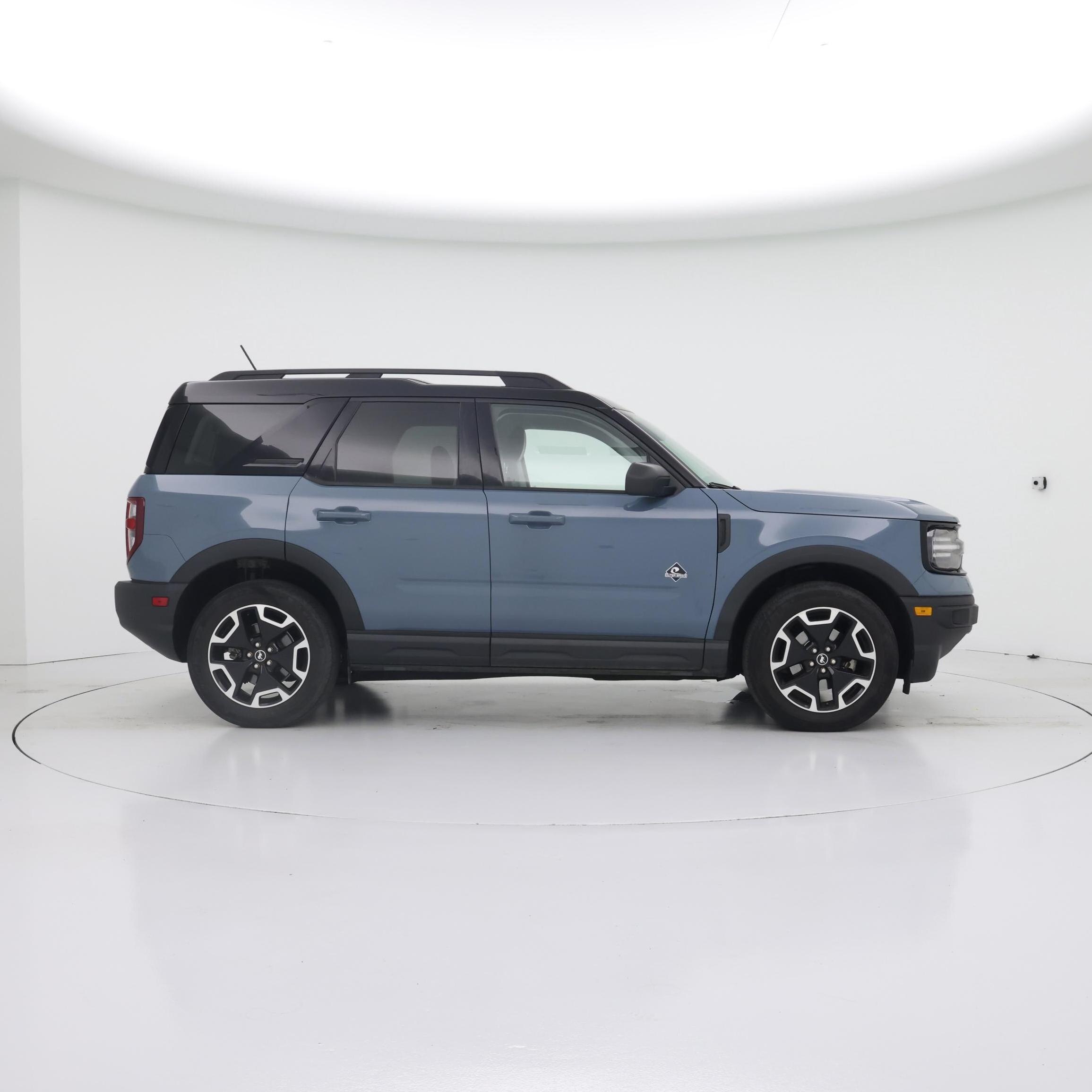 Thumbnail: 2021 Ford Bronco Sport - 7