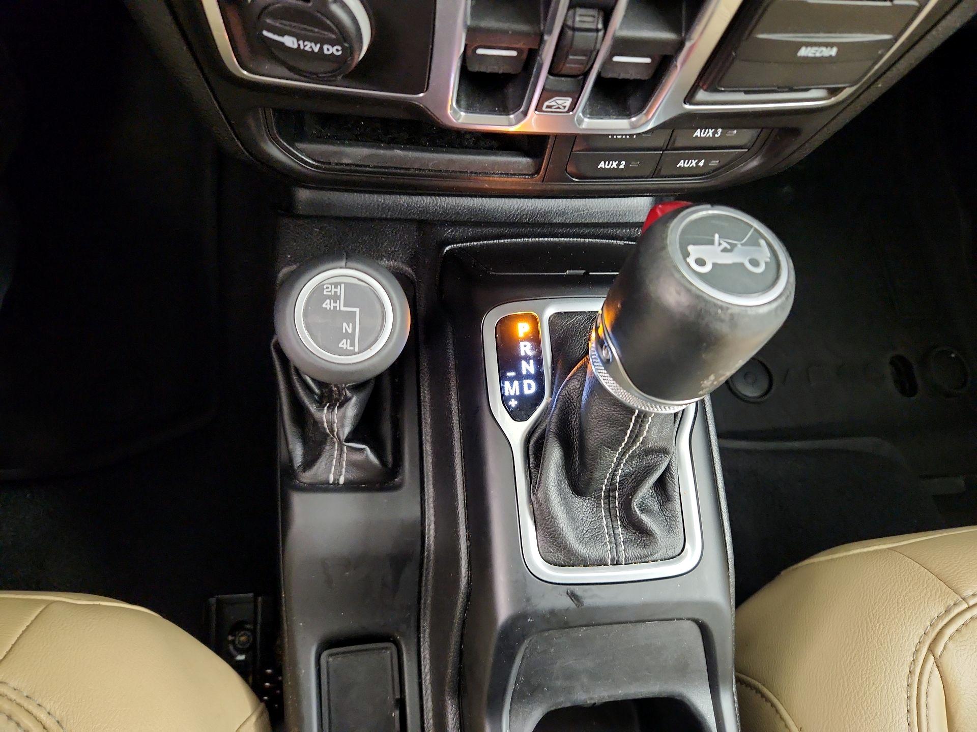 Thumbnail: 2018 Jeep Wrangler - 18