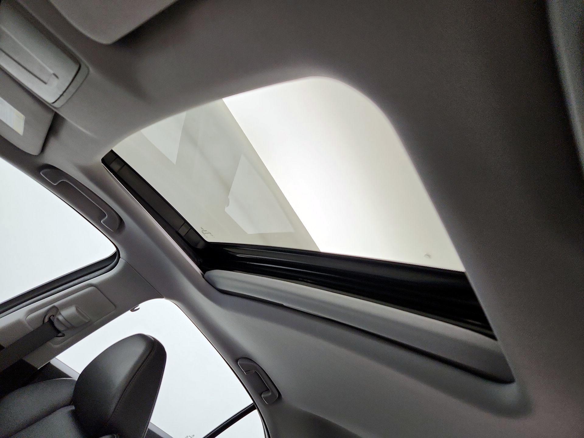Thumbnail: 2015 Acura TLX - 20