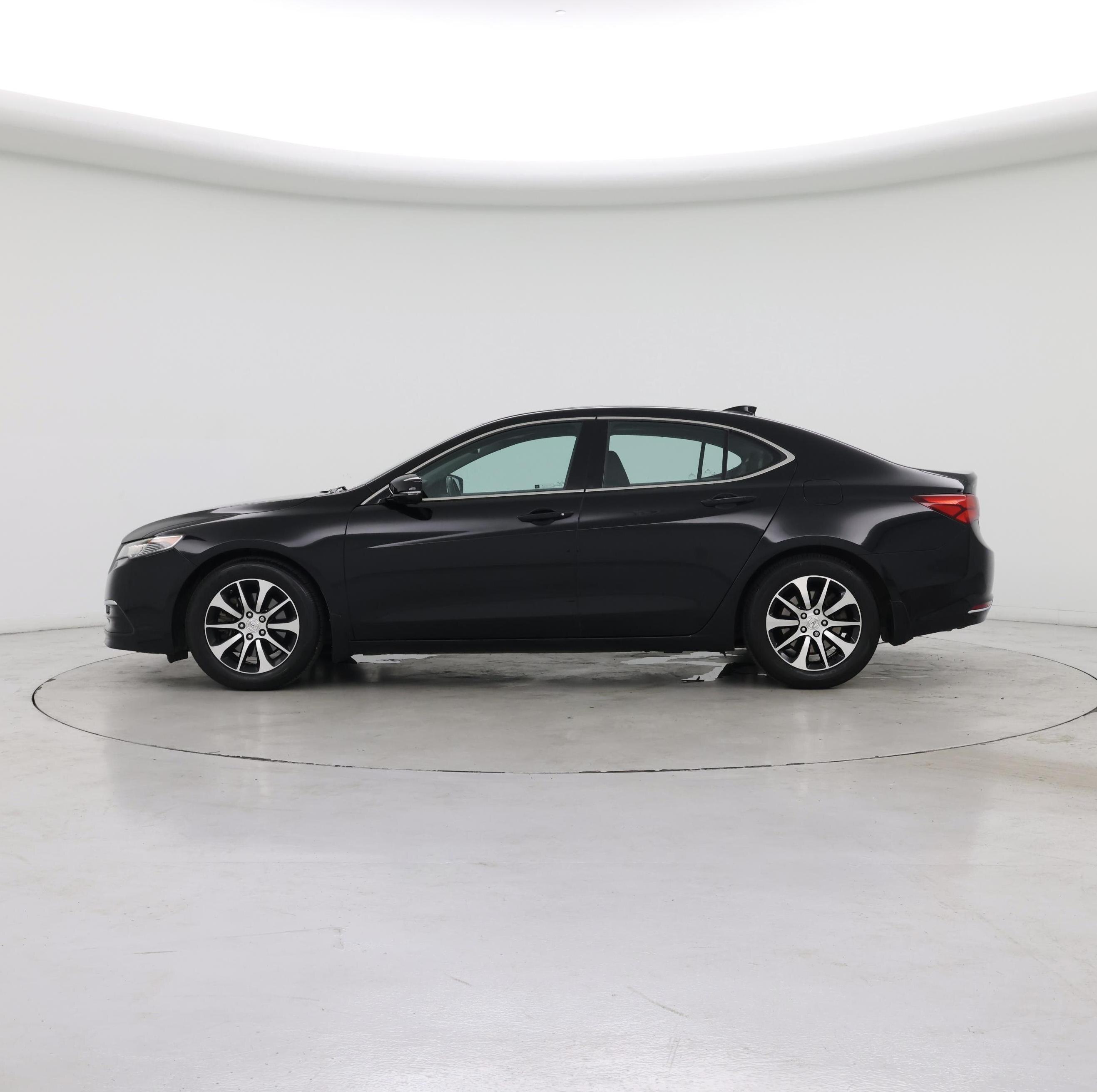 Thumbnail: 2015 Acura TLX - 3