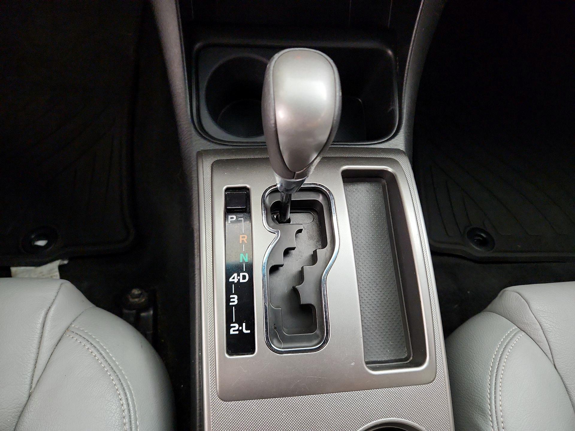Thumbnail: 2015 Toyota Tacoma - 17