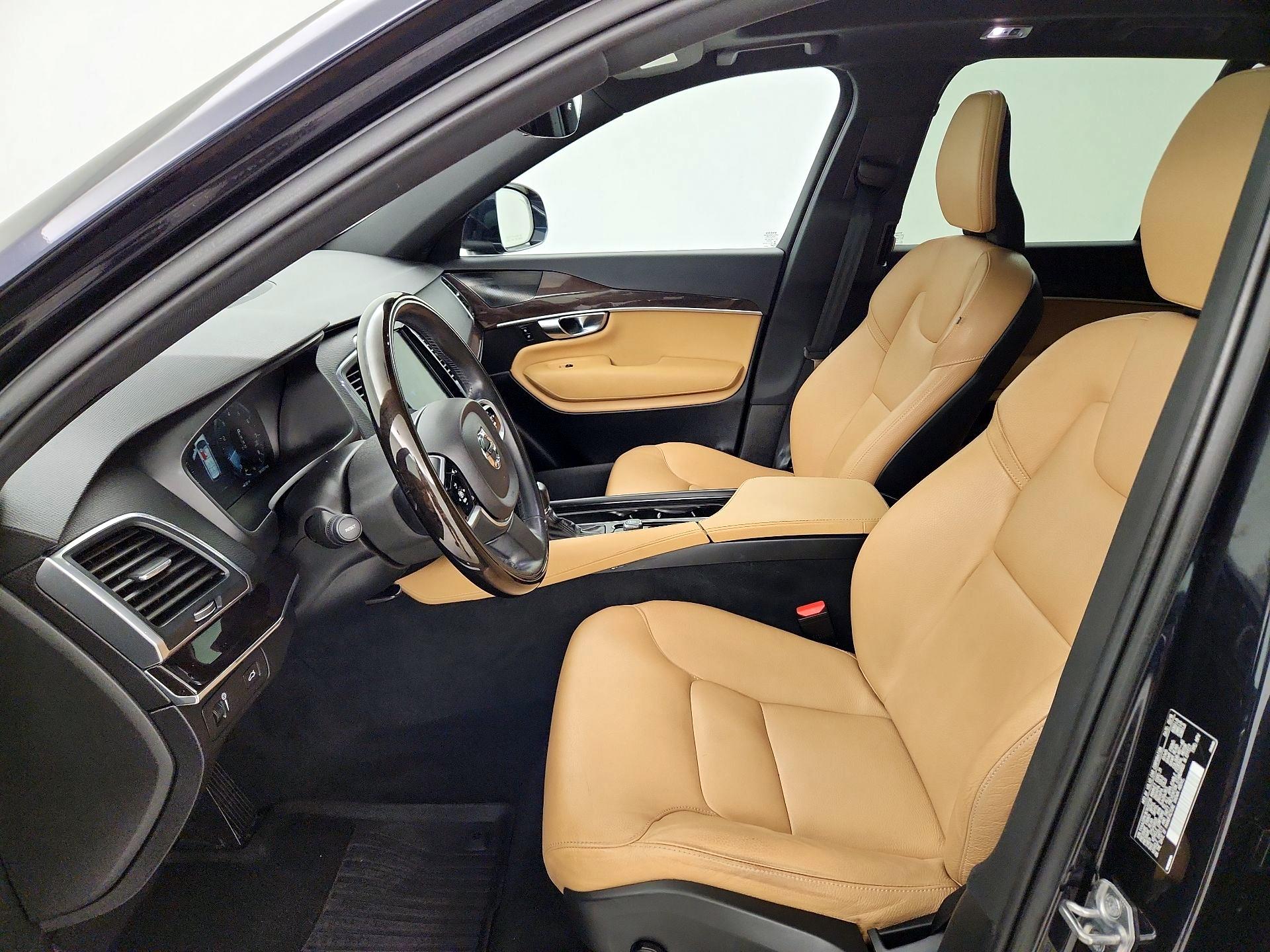 Thumbnail: 2019 Volvo XC90 - 11