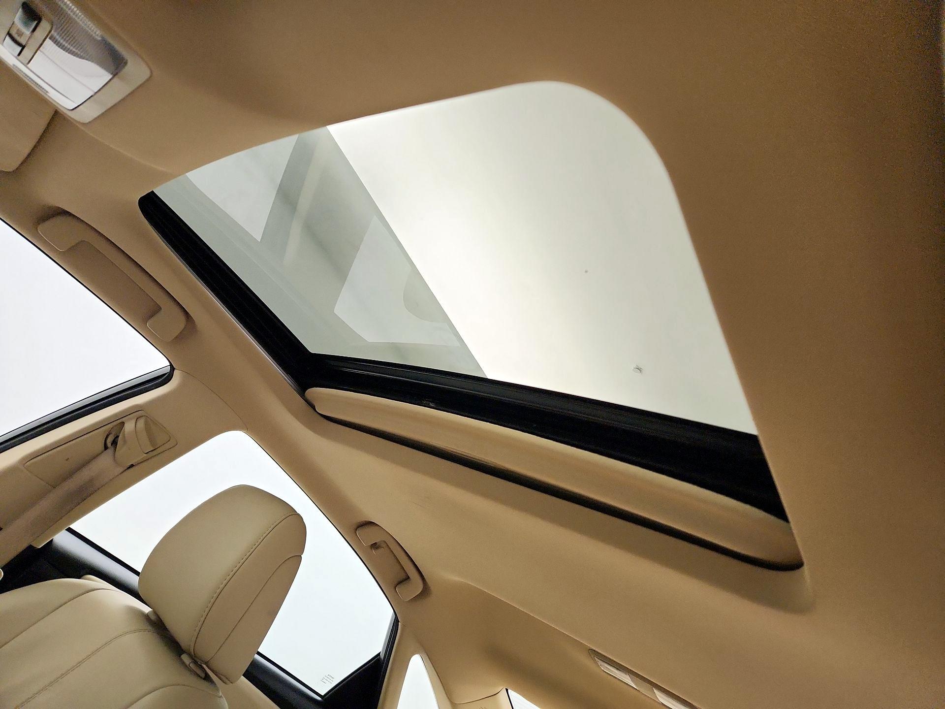 Thumbnail: 2014 Toyota Avalon - 19