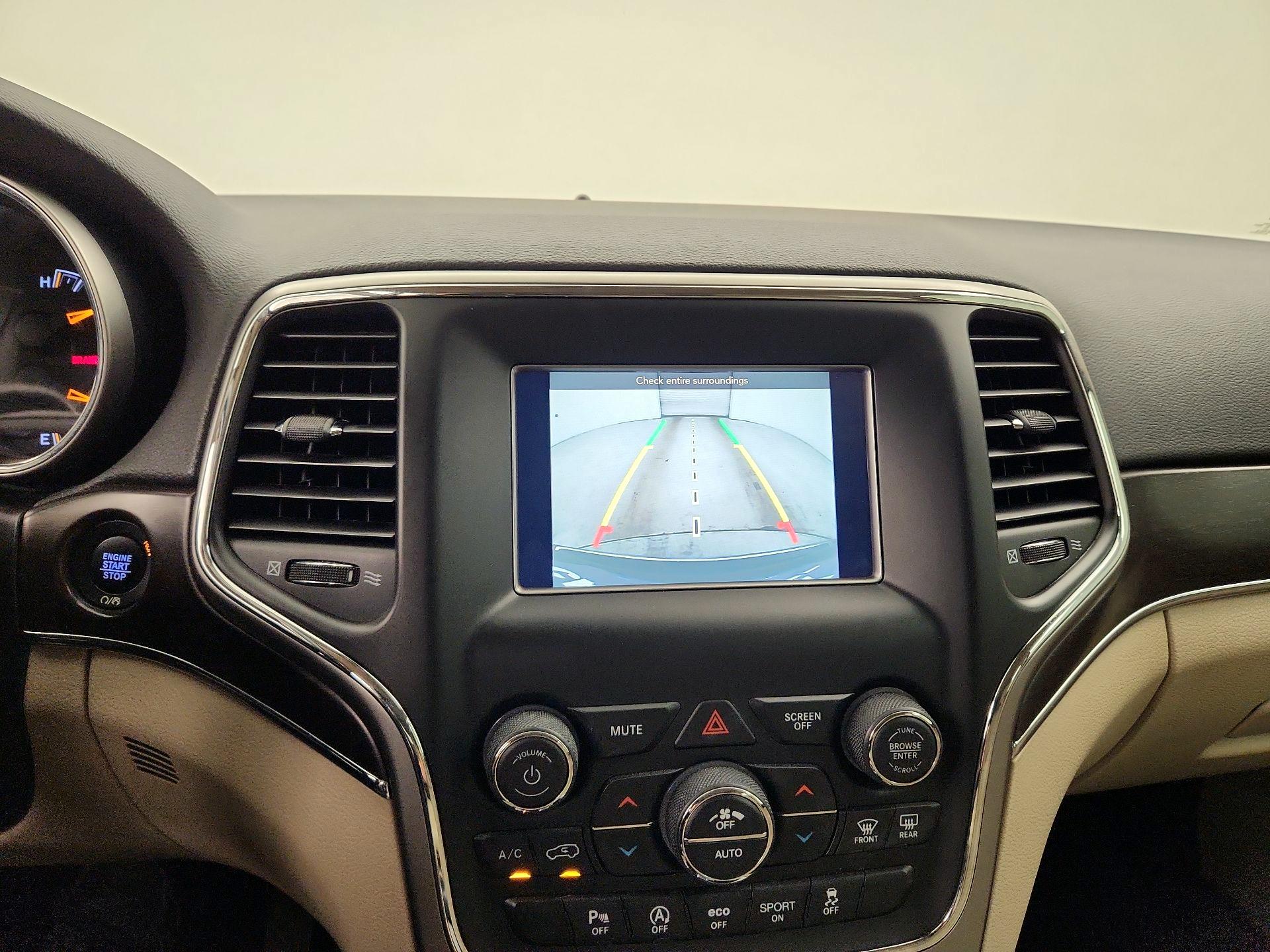 Thumbnail: 2018 Jeep Grand Cherokee - 14