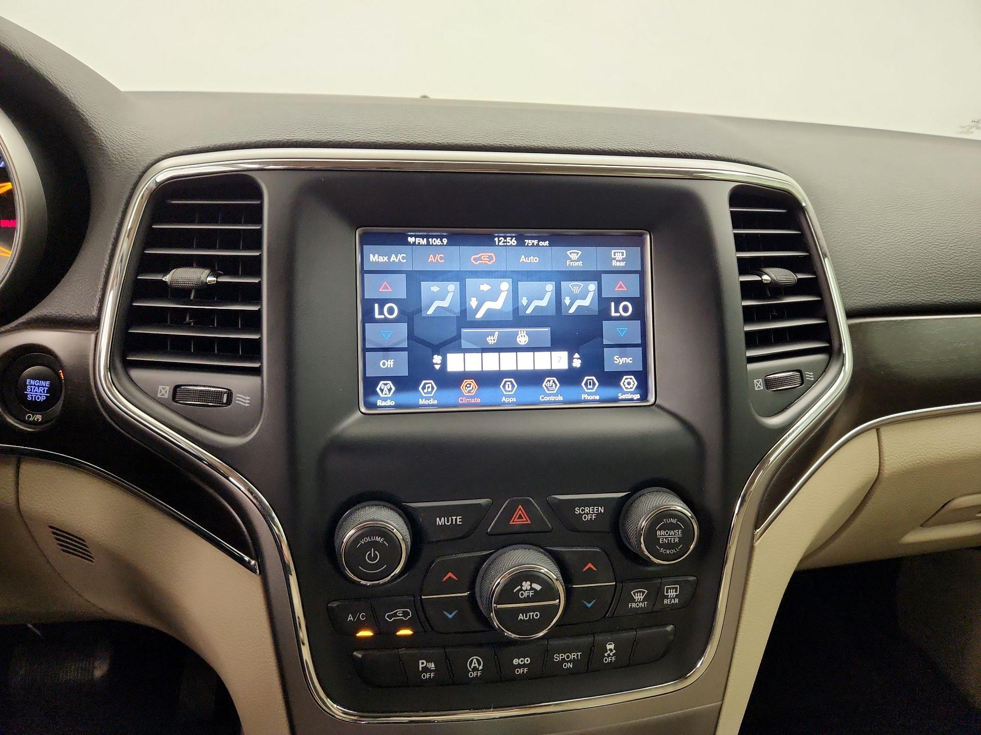 Thumbnail: 2018 Jeep Grand Cherokee - 16