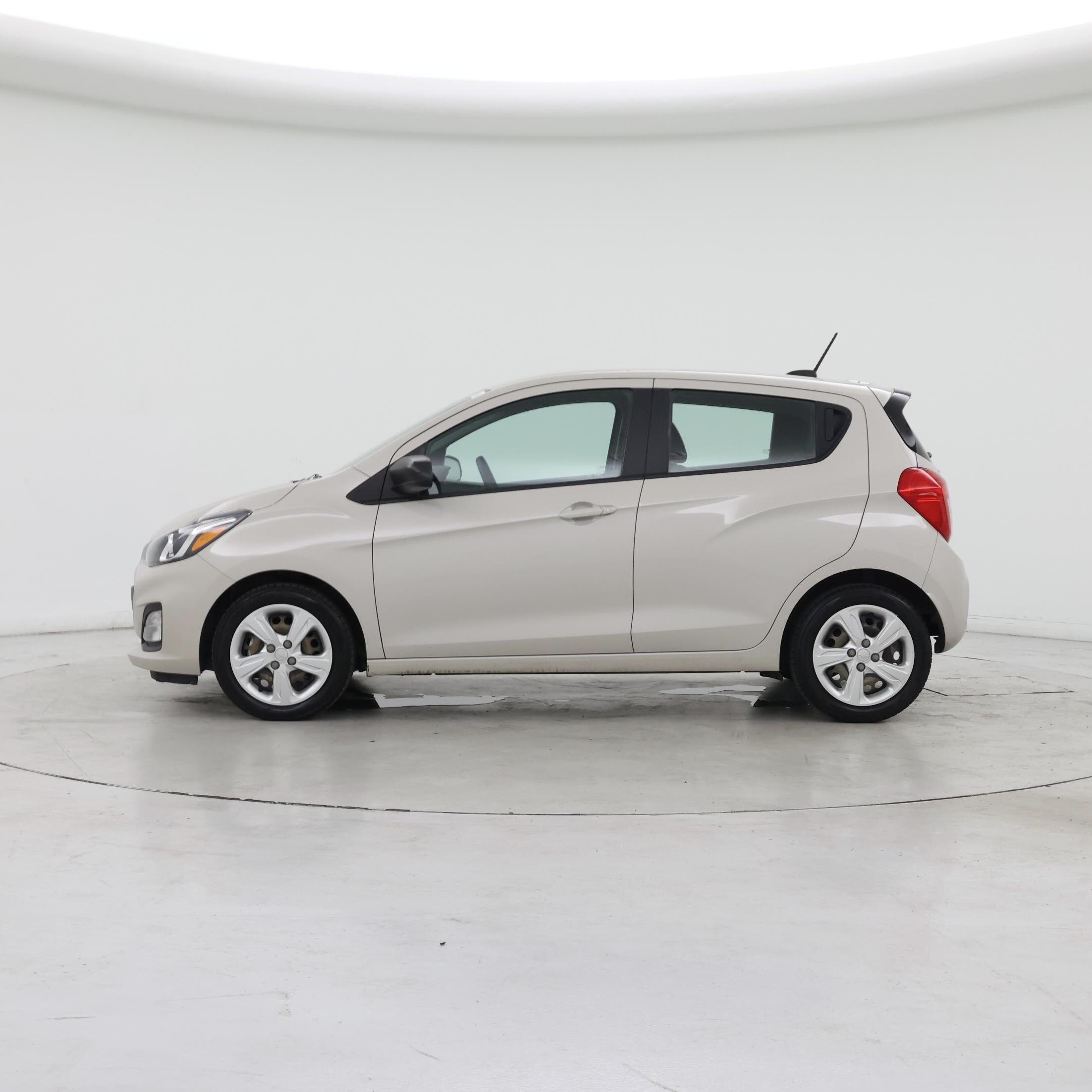 Thumbnail: 2020 Chevrolet Spark - 3
