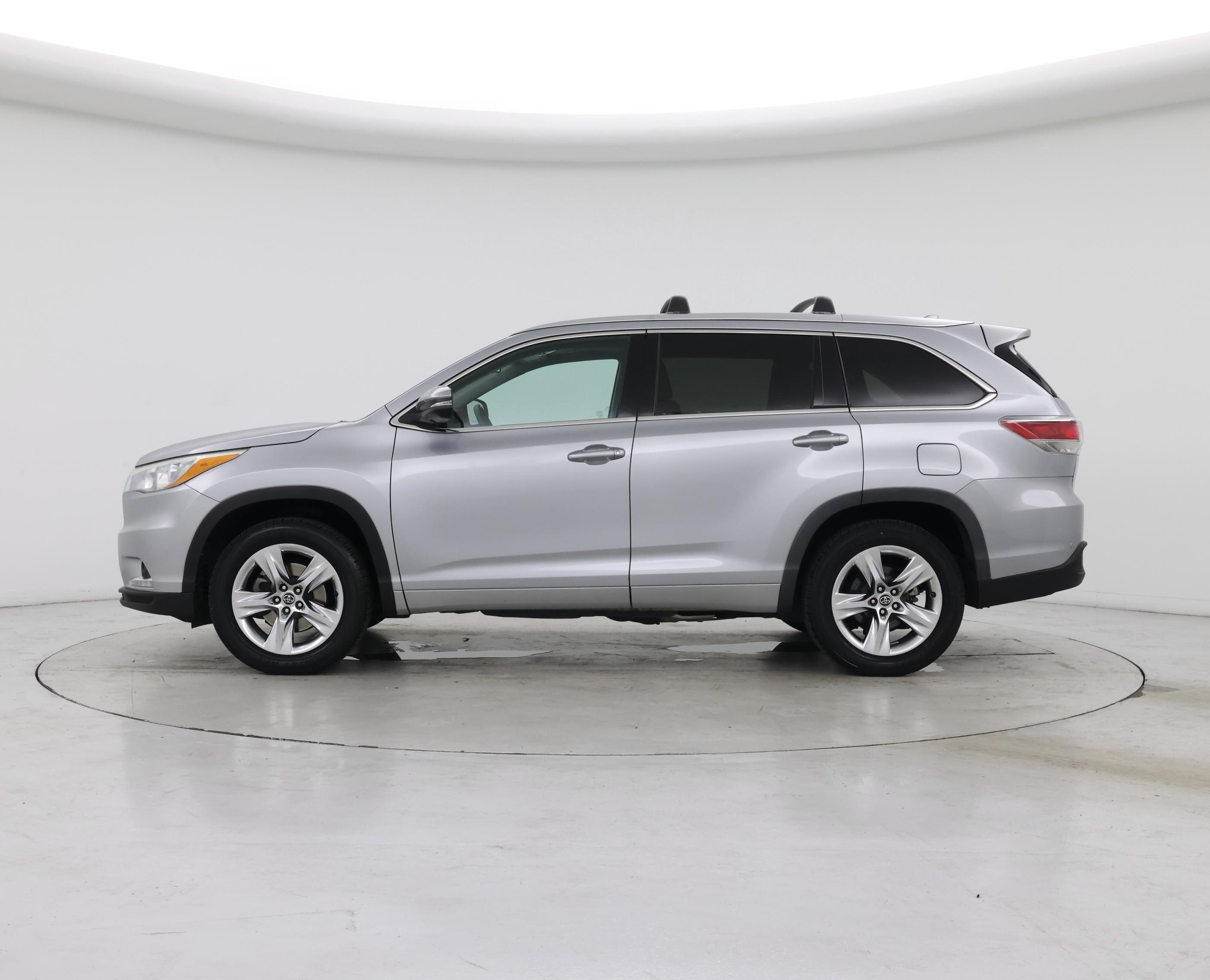 Thumbnail: 2016 Toyota Highlander - 3