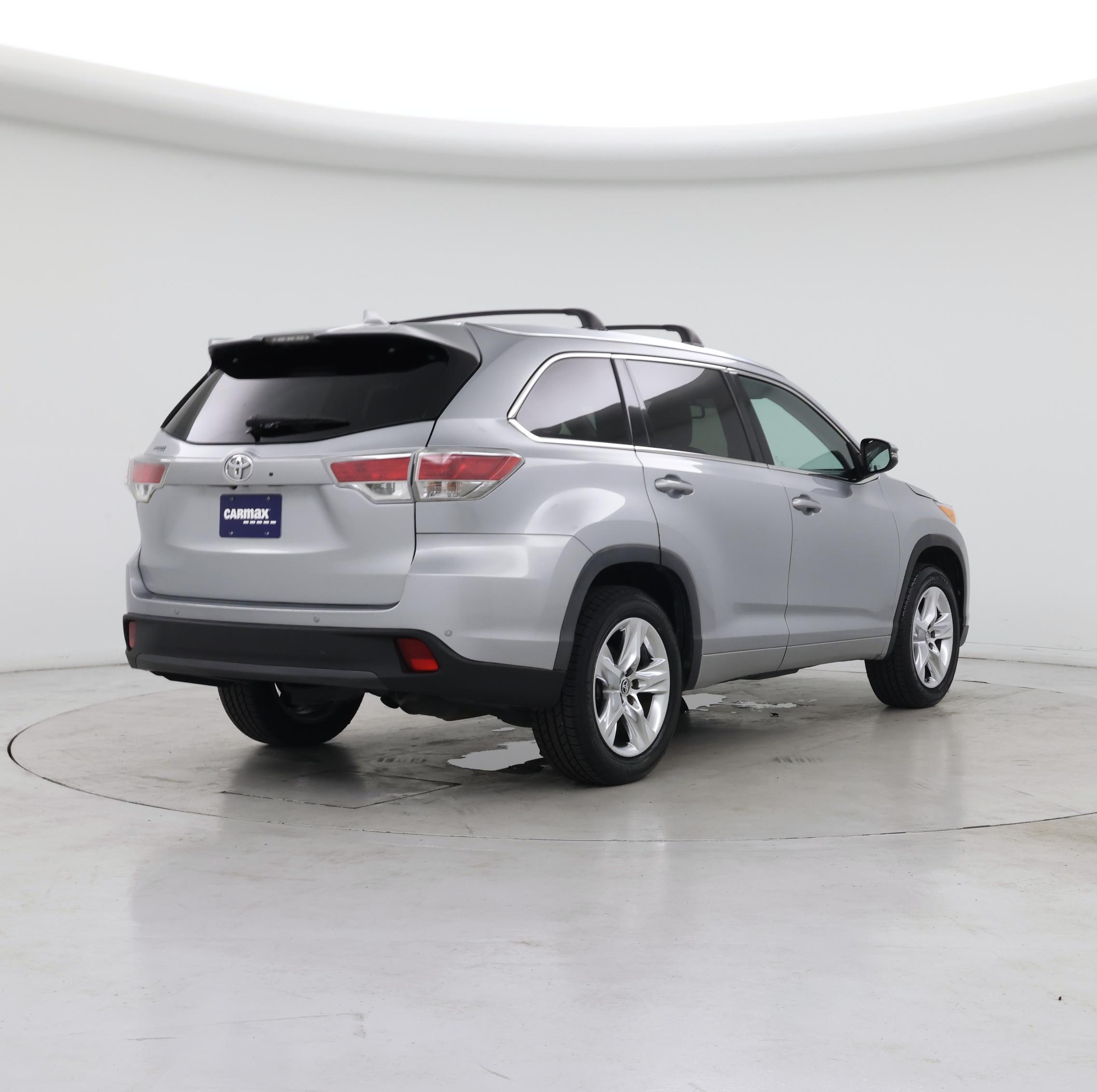 Thumbnail: 2016 Toyota Highlander - 8