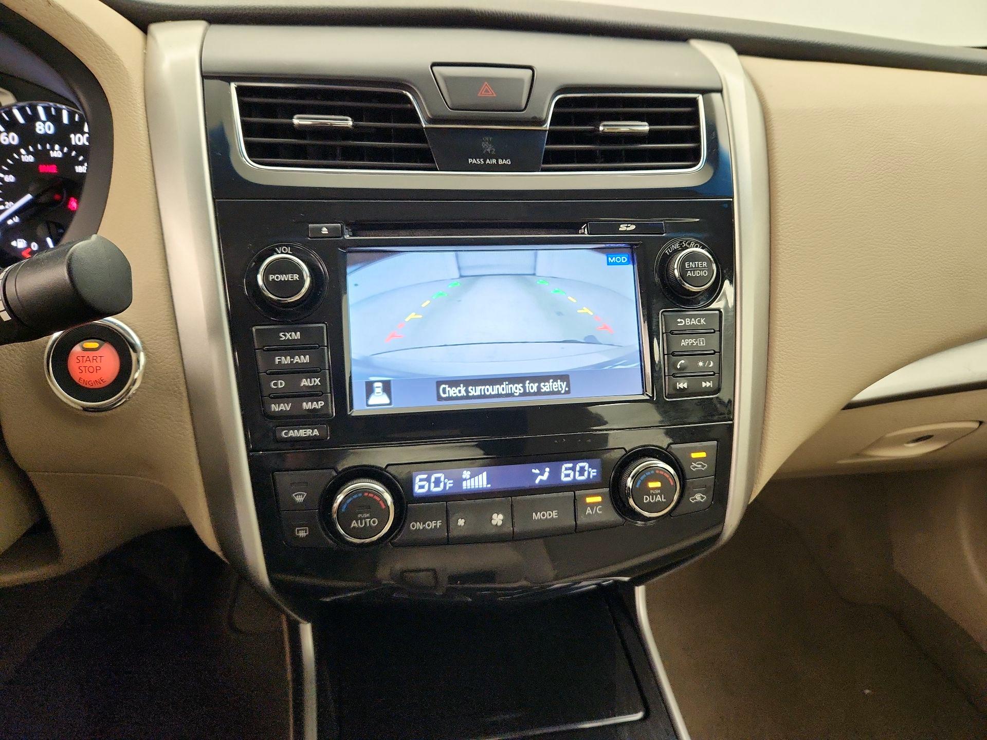 Thumbnail: 2014 Nissan Altima - 15