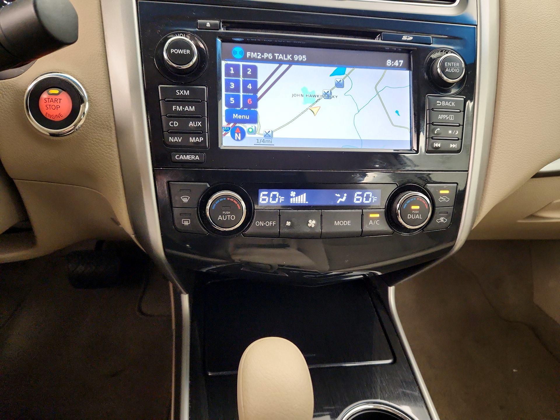 Thumbnail: 2014 Nissan Altima - 17