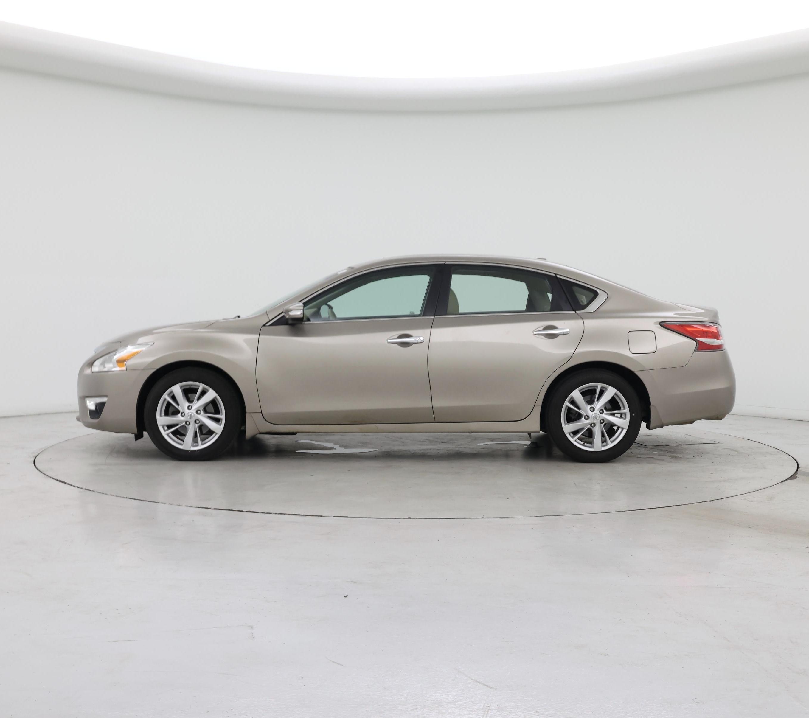 Thumbnail: 2014 Nissan Altima - 3