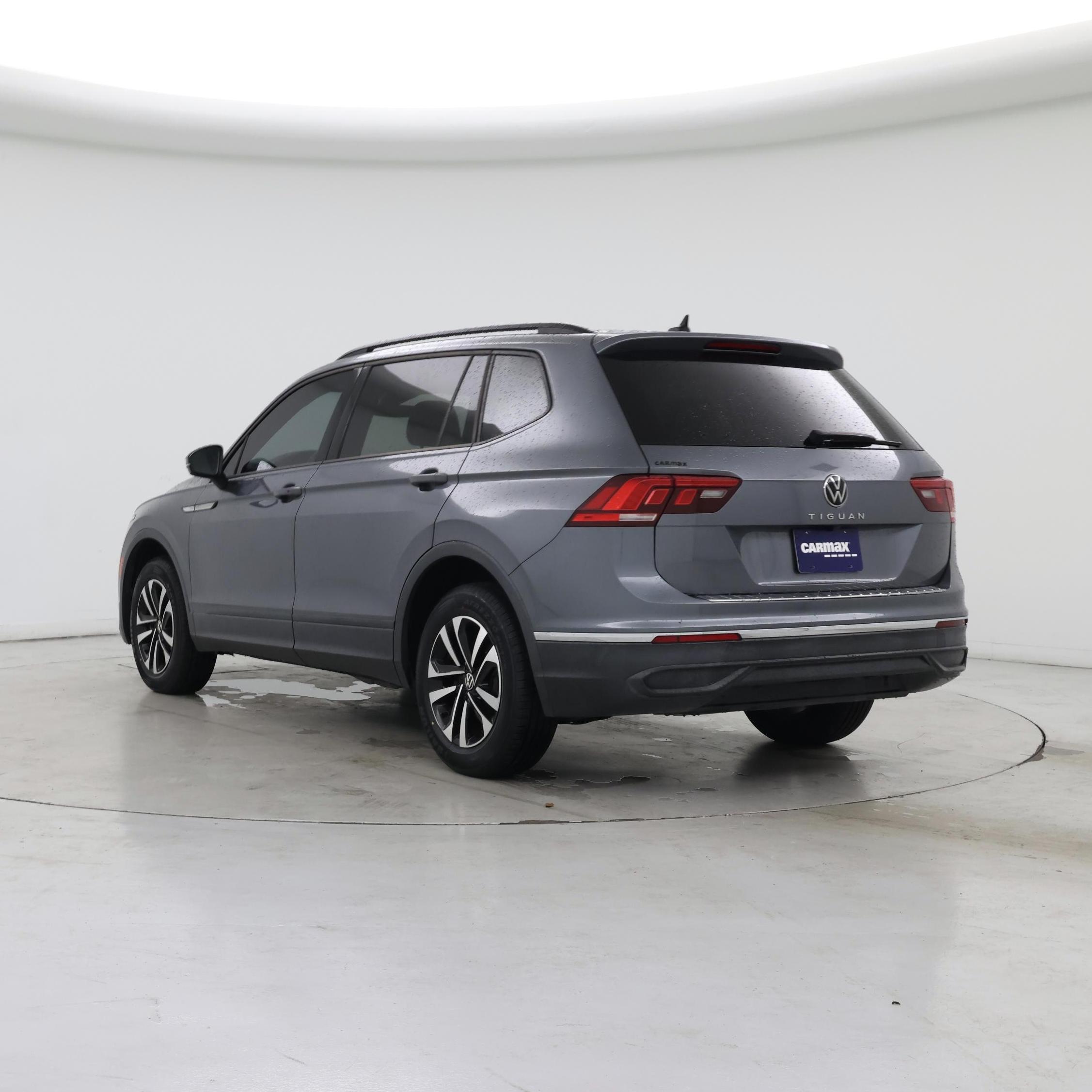 Thumbnail: 2022 Volkswagen Tiguan - 2