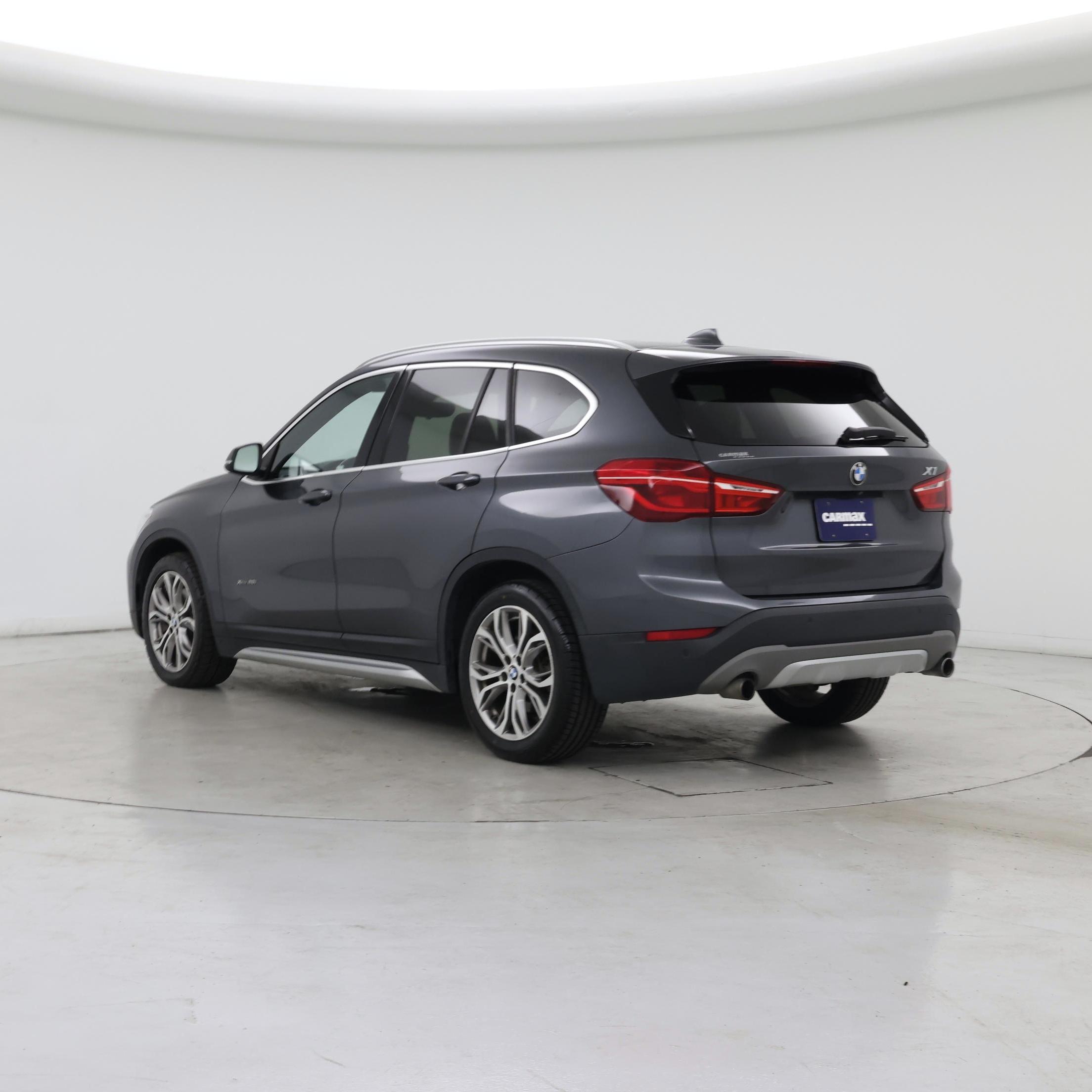 Thumbnail: 2016 BMW X1 - 2