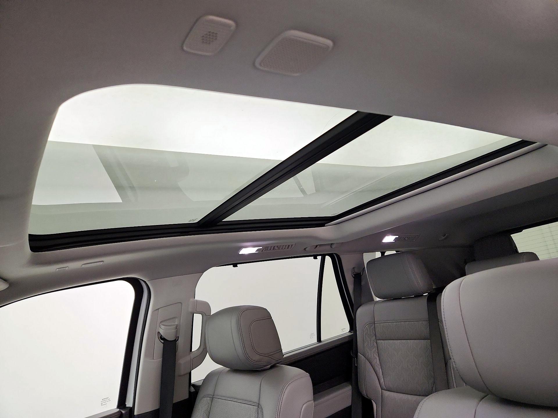 Thumbnail: 2023 Toyota Sequoia - 19
