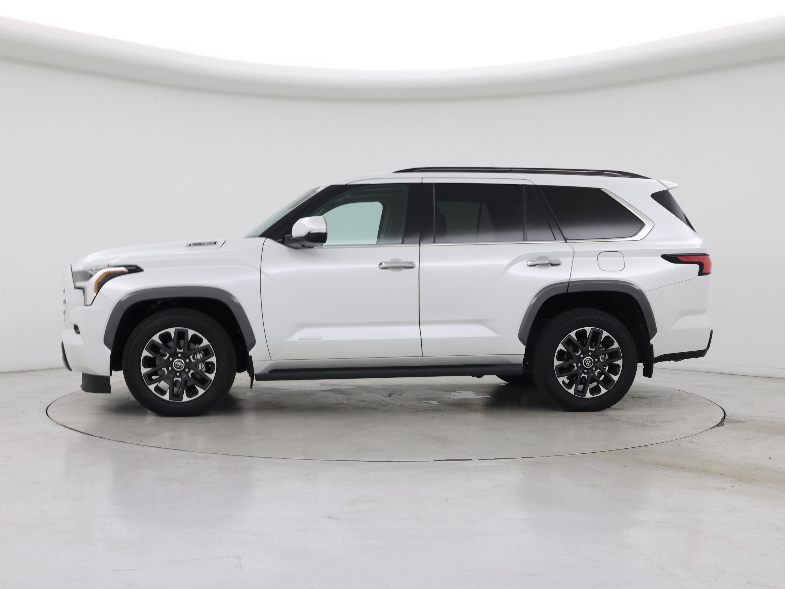 Thumbnail: 2023 Toyota Sequoia - 3