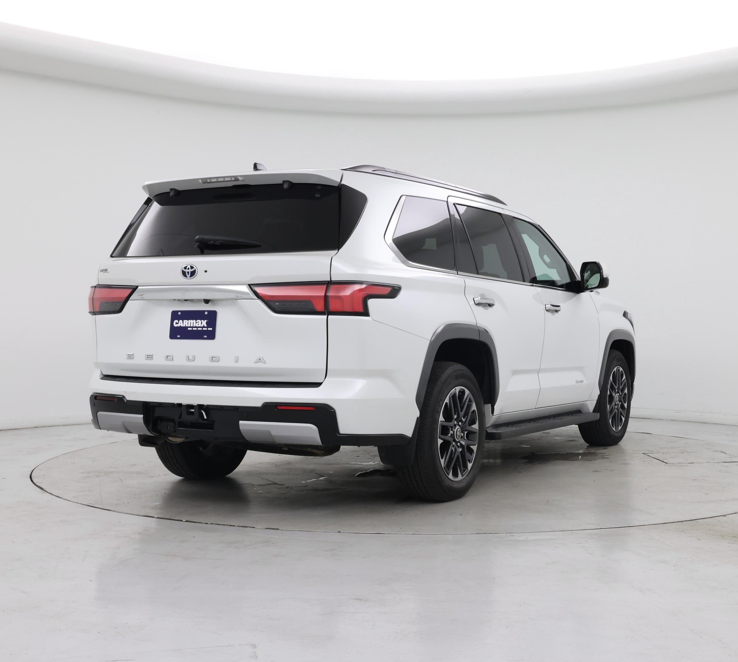 Thumbnail: 2023 Toyota Sequoia - 8