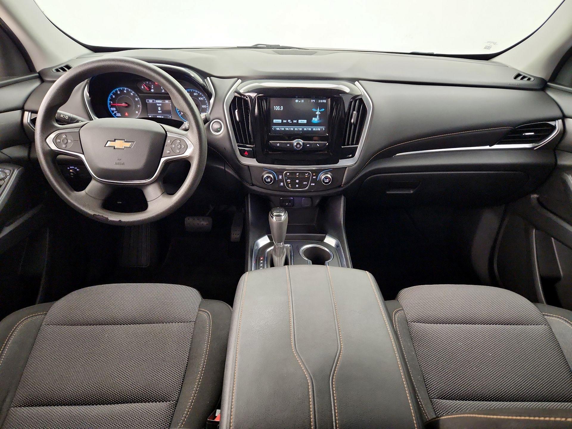 Thumbnail: 2018 Chevrolet Traverse - 9