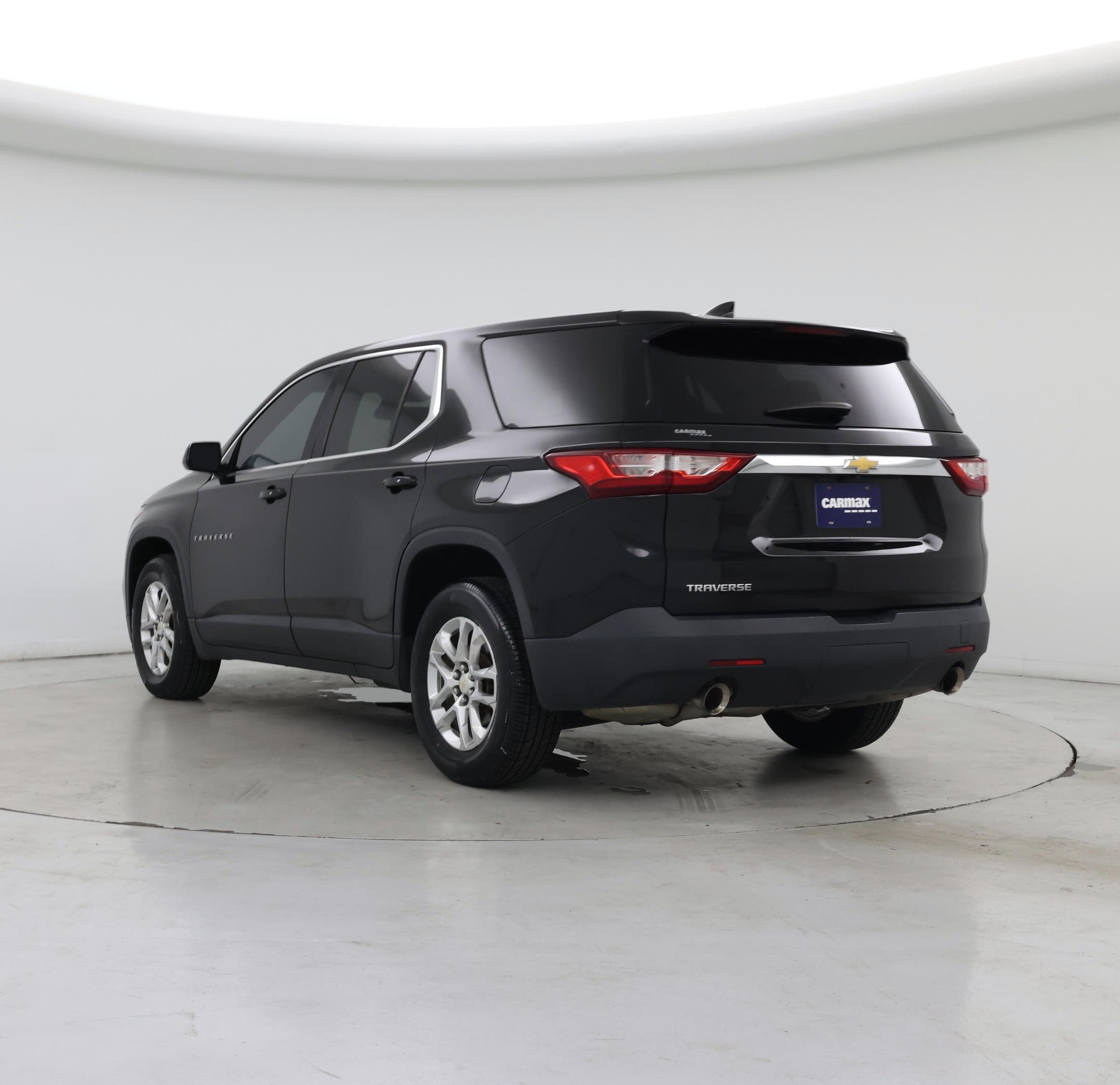 Thumbnail: 2018 Chevrolet Traverse - 2