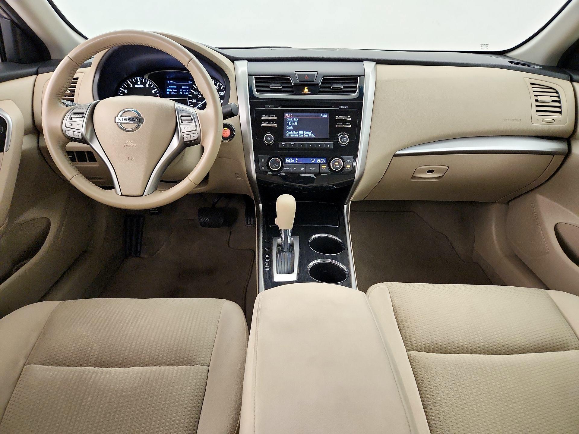 Thumbnail: 2014 Nissan Altima - 9