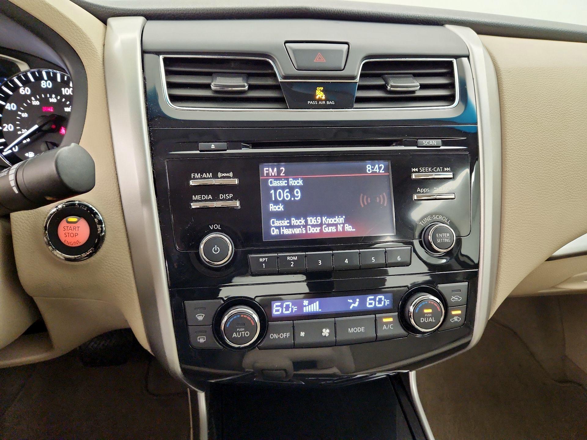 Thumbnail: 2014 Nissan Altima - 15
