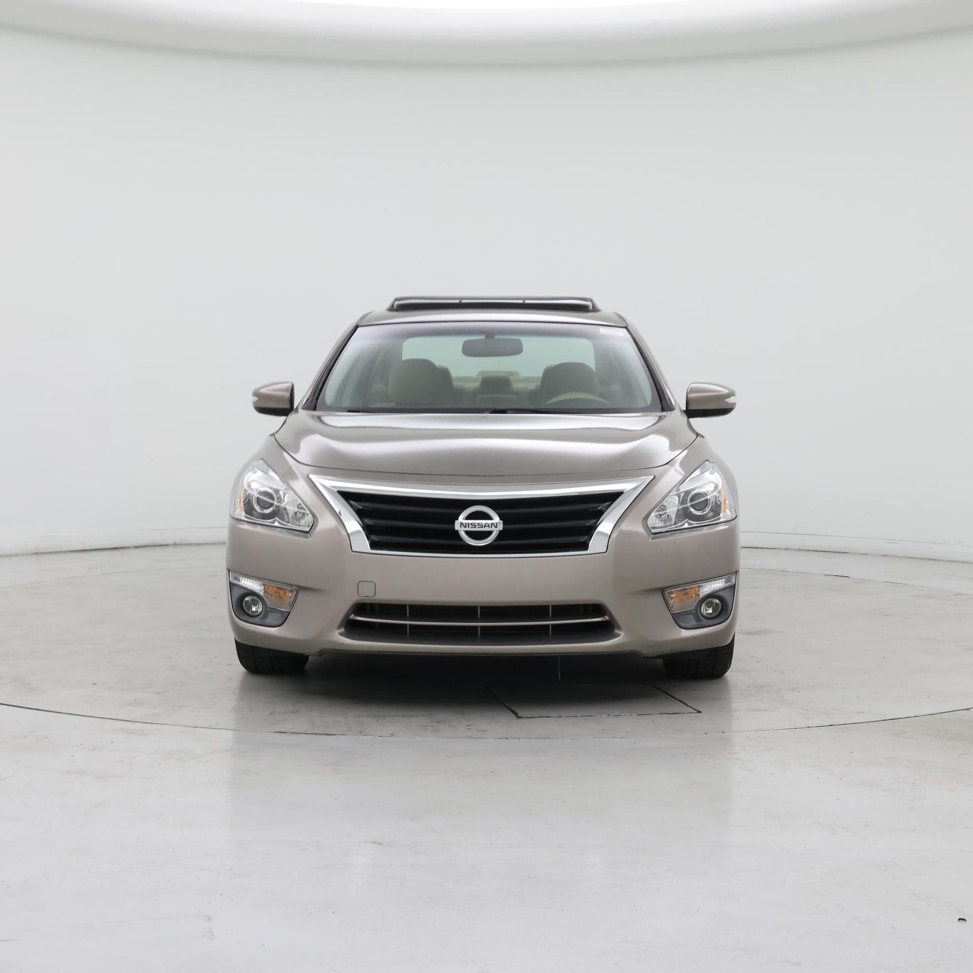 Thumbnail: 2014 Nissan Altima - 5
