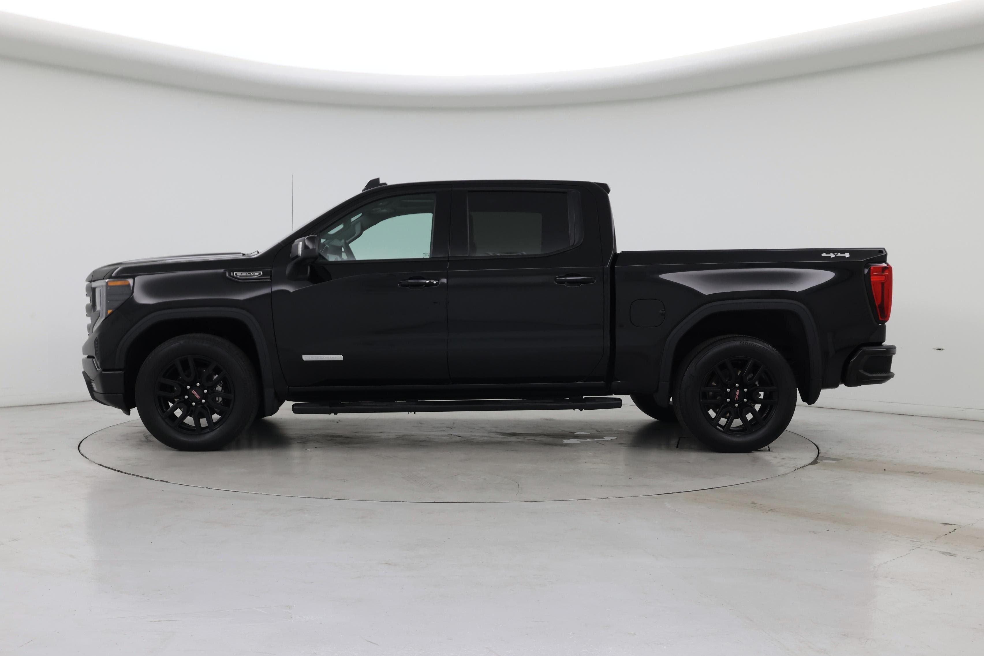 Thumbnail: 2023 GMC Sierra 1500 - 3