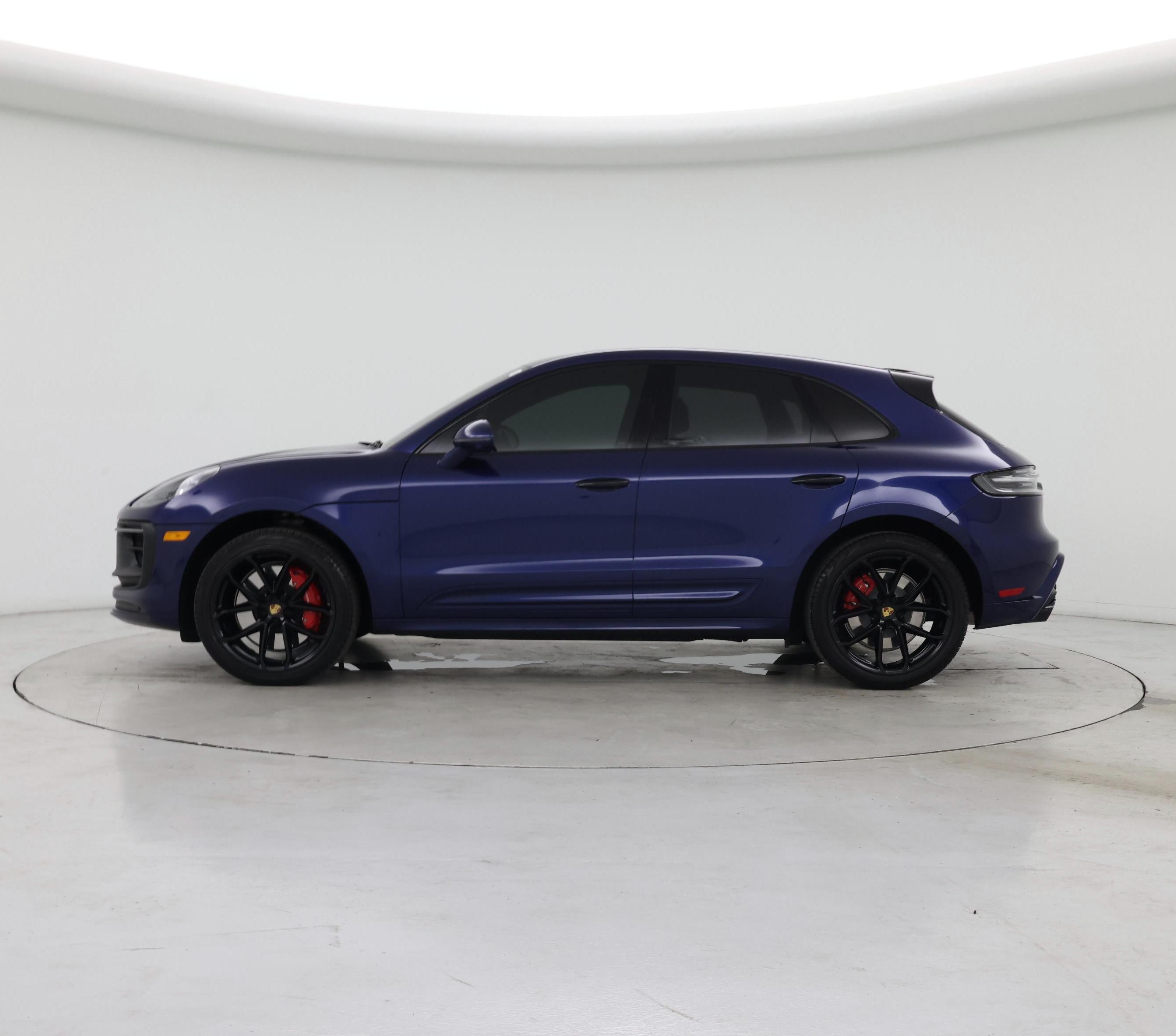 Thumbnail: 2022 Porsche Macan - 3