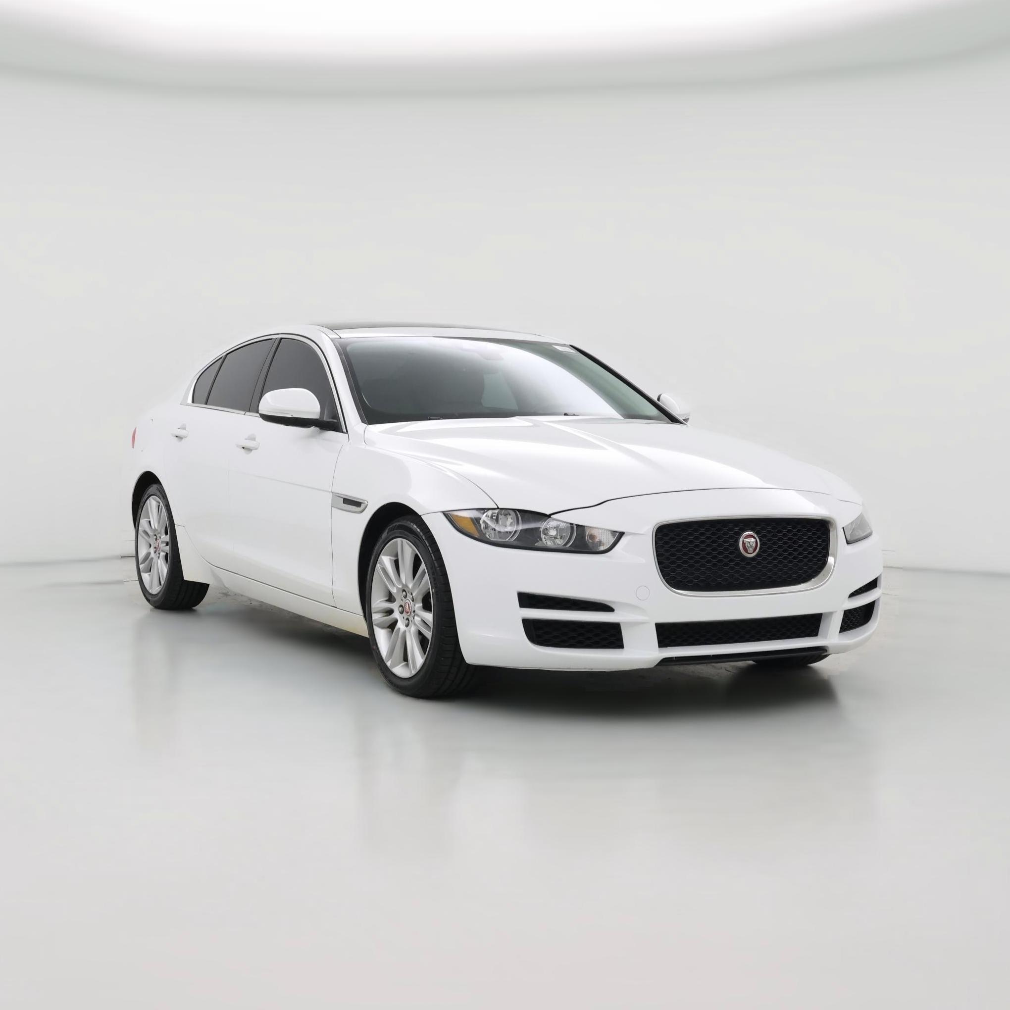 Thumbnail: 2019 Jaguar XE - 1