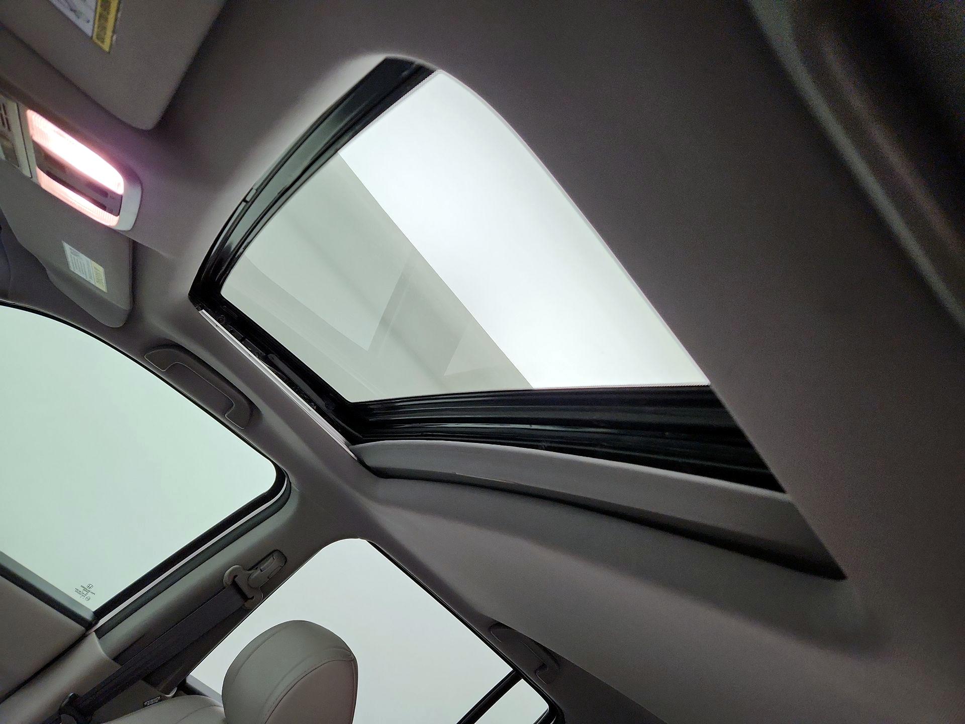 Thumbnail: 2014 Honda Pilot - 19