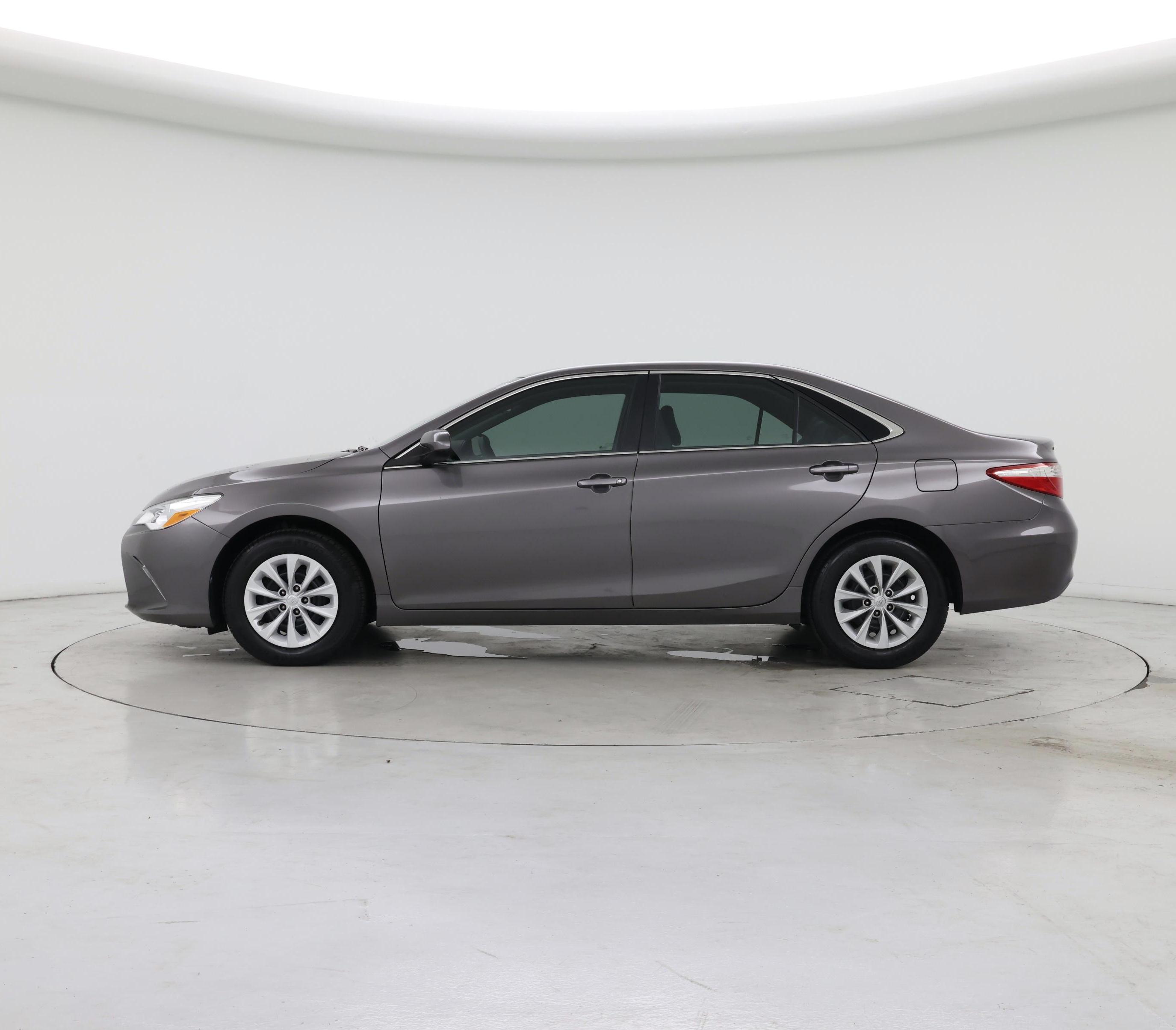 Thumbnail: 2017 Toyota Camry - 3