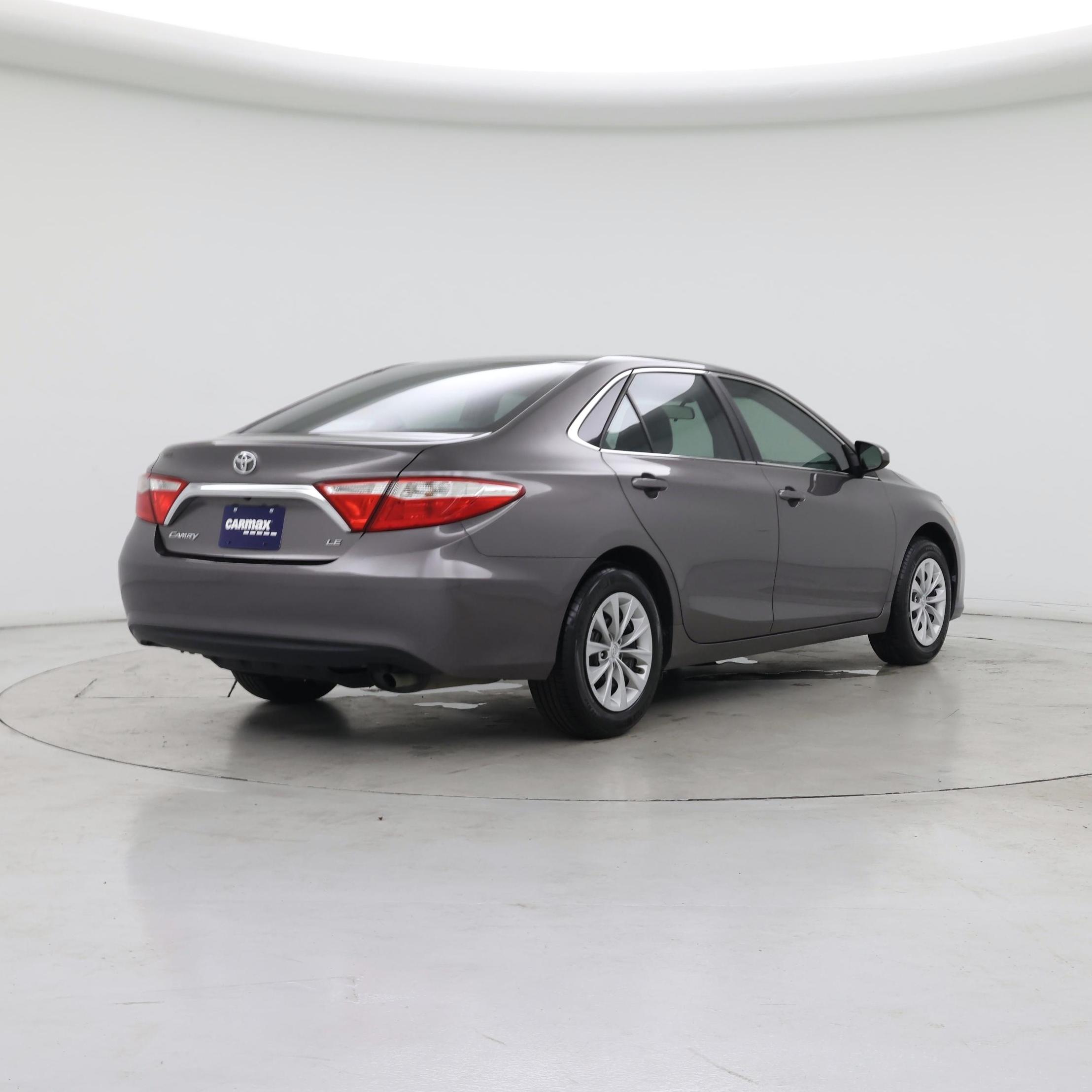 Thumbnail: 2017 Toyota Camry - 8
