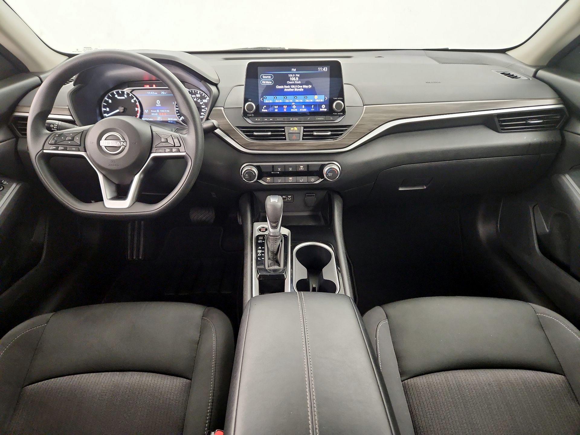 Thumbnail: 2024 Nissan Altima - 9