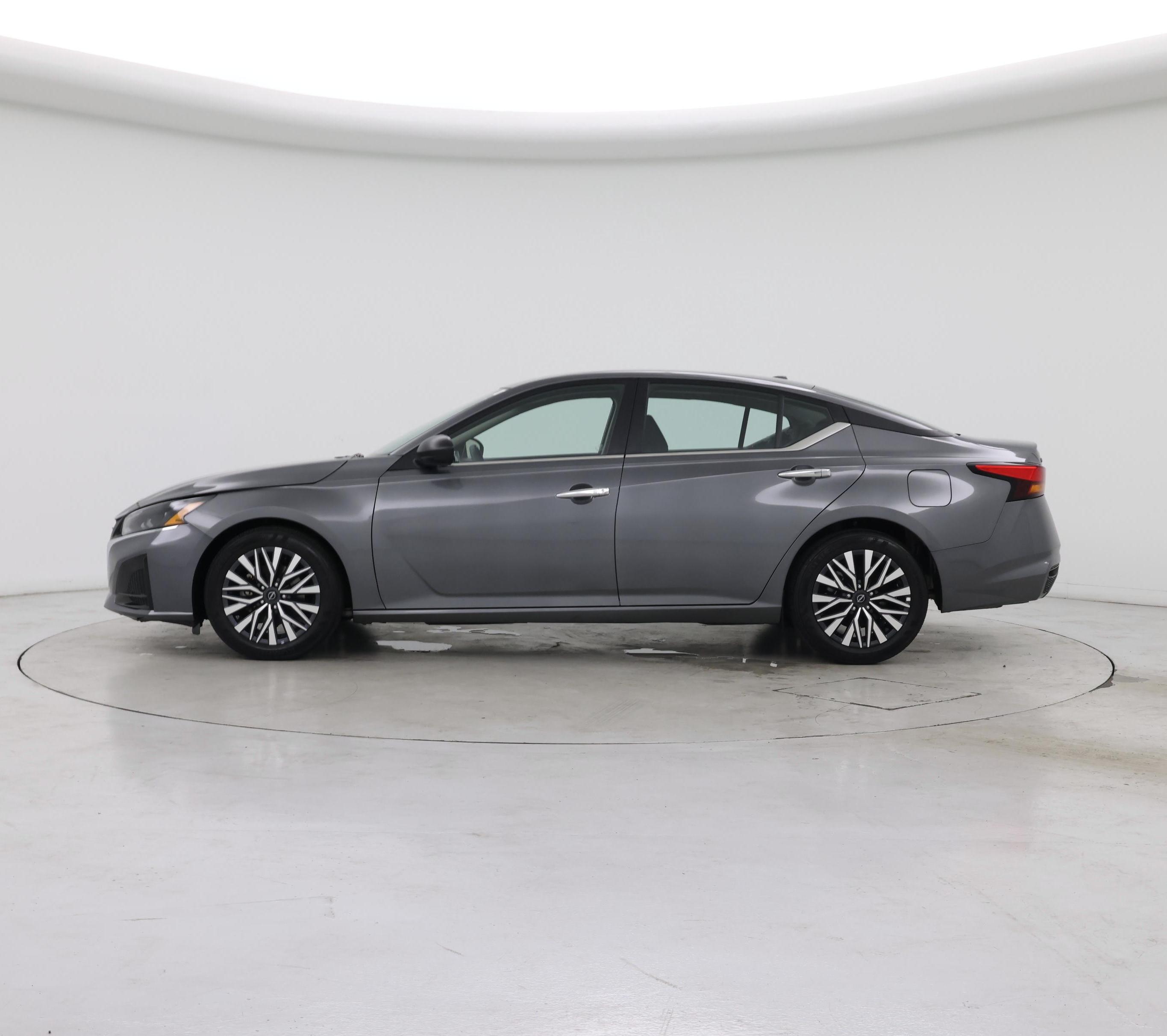 Thumbnail: 2024 Nissan Altima - 3