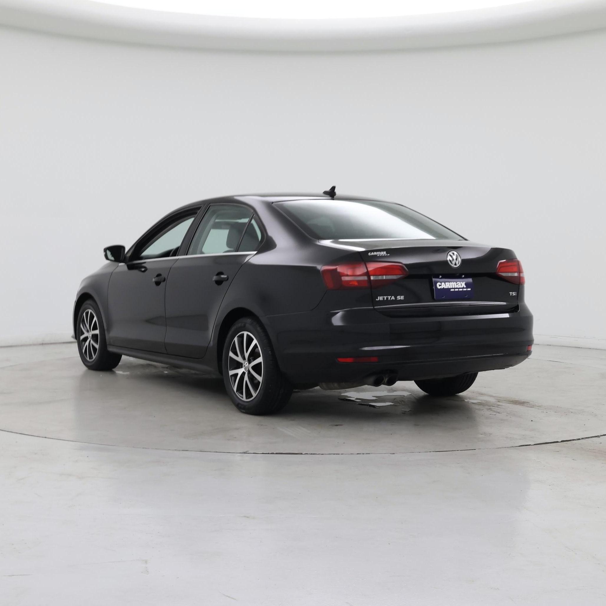 Thumbnail: 2017 Volkswagen Jetta - 2