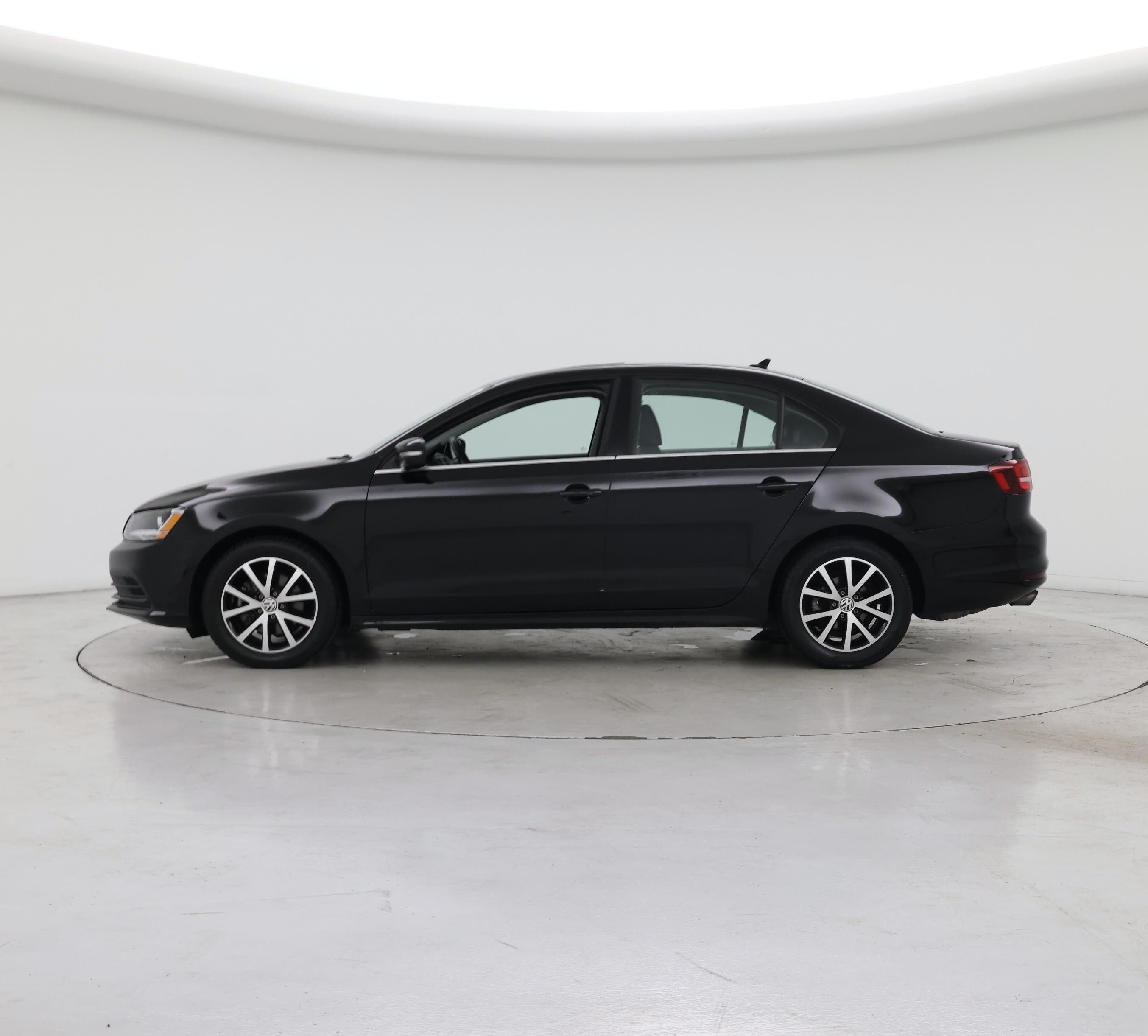 Thumbnail: 2017 Volkswagen Jetta - 3