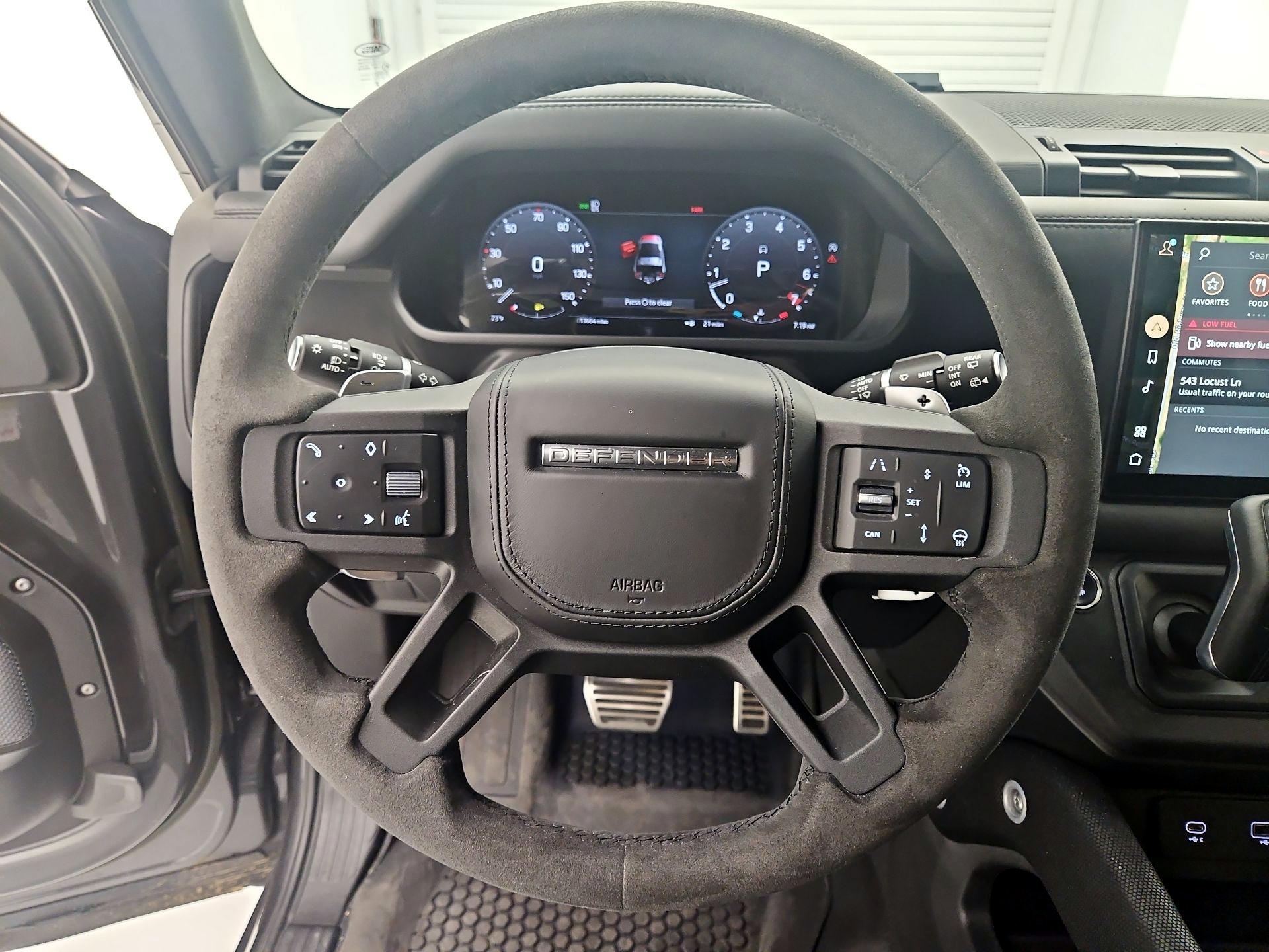 Thumbnail: 2023 Land Rover Defender - 10