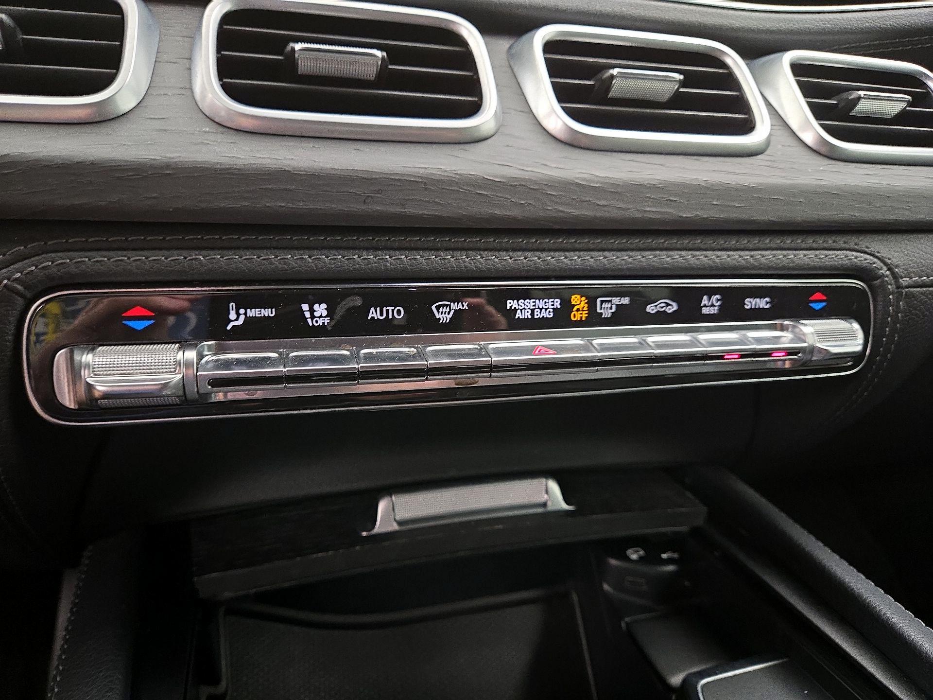 Thumbnail: 2020 Mercedes-Benz GLE - 17