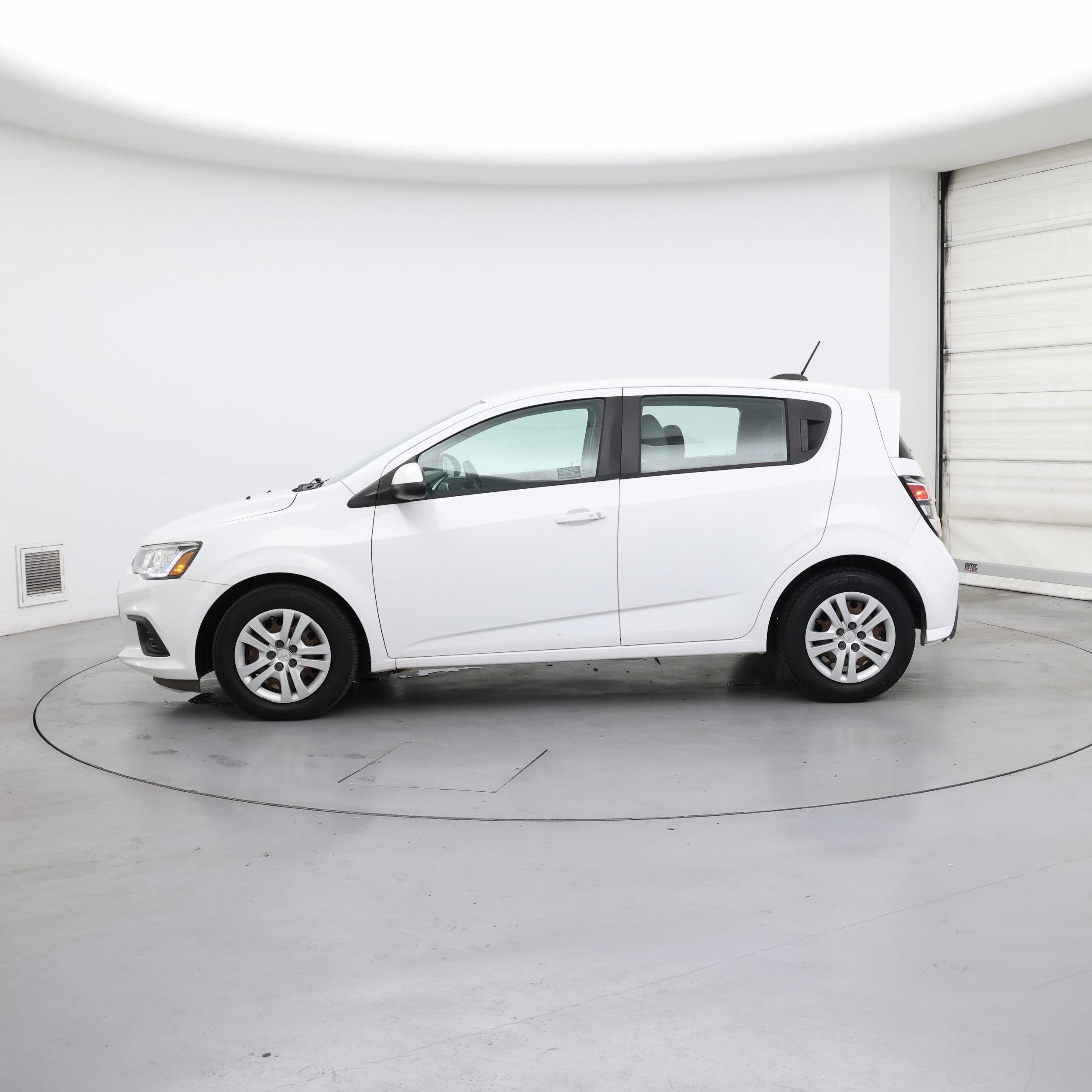 Thumbnail: 2020 Chevrolet Sonic - 3