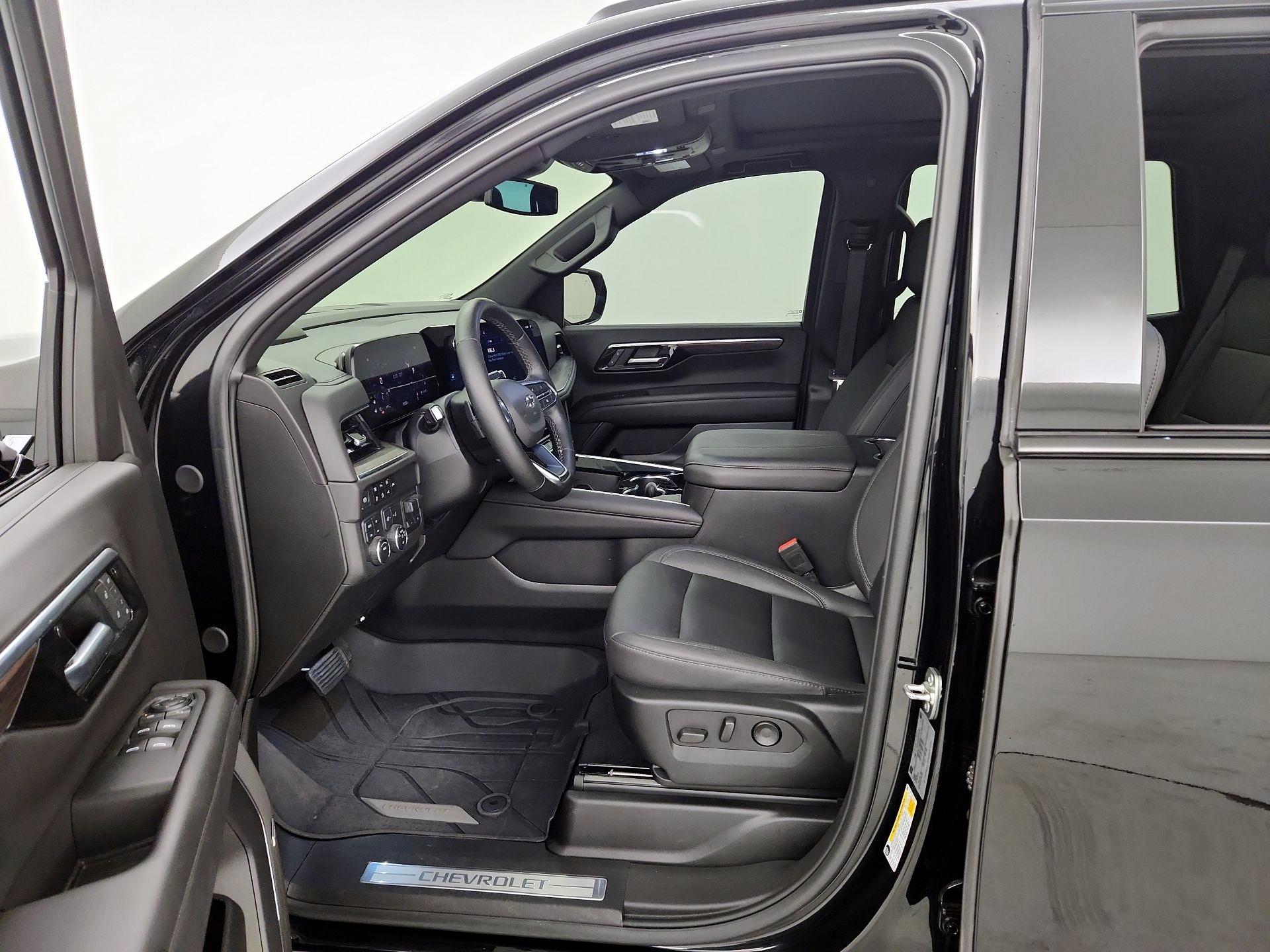 Thumbnail: 2025 Chevrolet Tahoe - 11